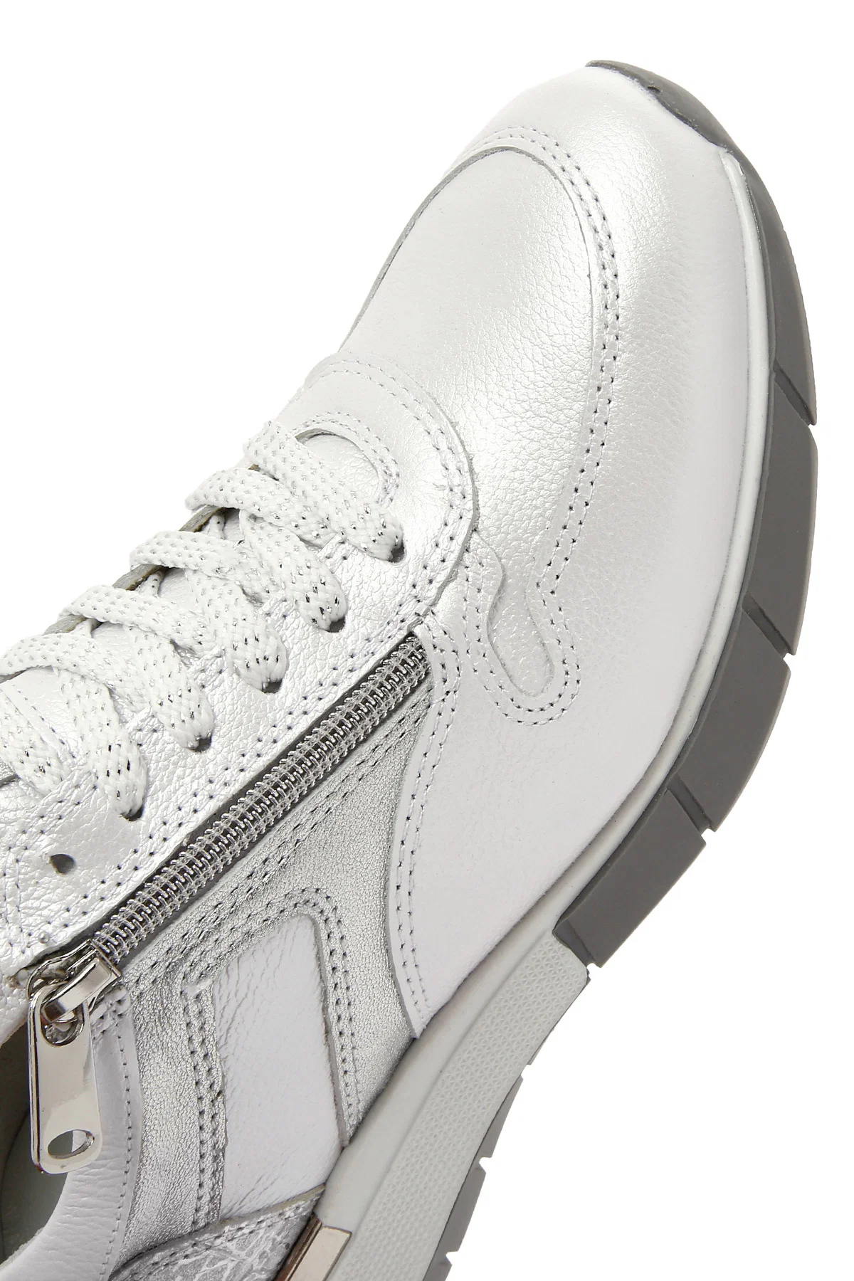 Kadın Beyaz Bağcıklı Yandan Fermuarlı Deri Sneaker - Image 10