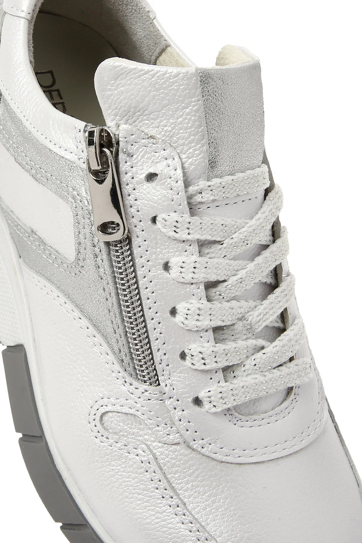 Kadın Beyaz Bağcıklı Yandan Fermuarlı Deri Sneaker - Image 9