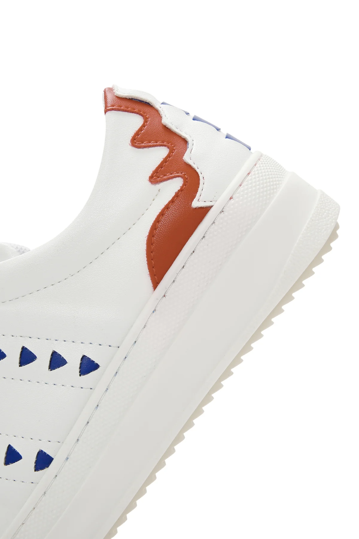 Kadın Beyaz Desenli Sneaker - Image 12