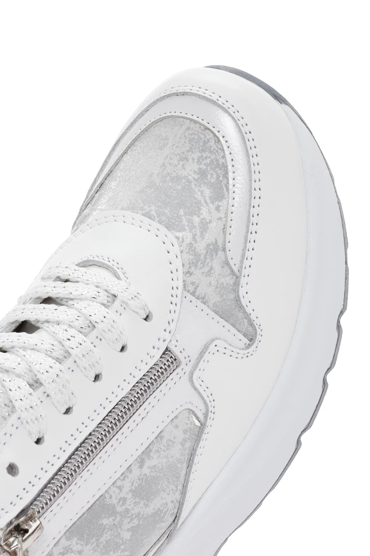 Kadın Beyaz Dolgu Topuklu Bağcıklı Deri Sneaker - Image 10