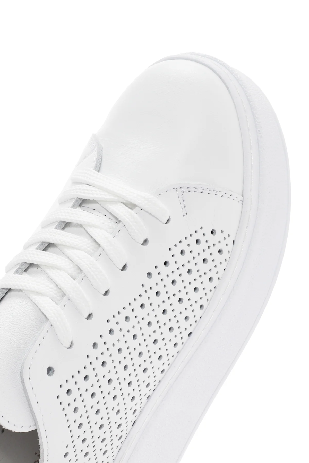 Kadın Beyaz Kalın Tabanlı Bağcıklı Deri Sneaker - Image 9