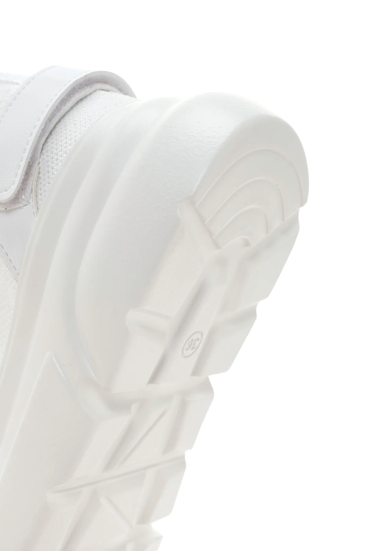 Kadın Beyaz Kalın Tabanlı Sneaker - Image 7