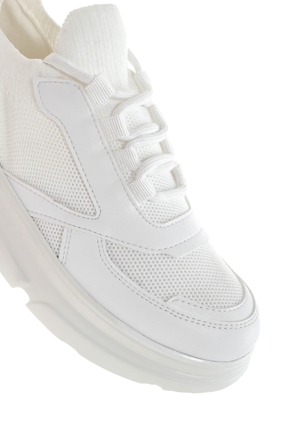 Kadın Beyaz Kalın Tabanlı Sneaker - Image 8