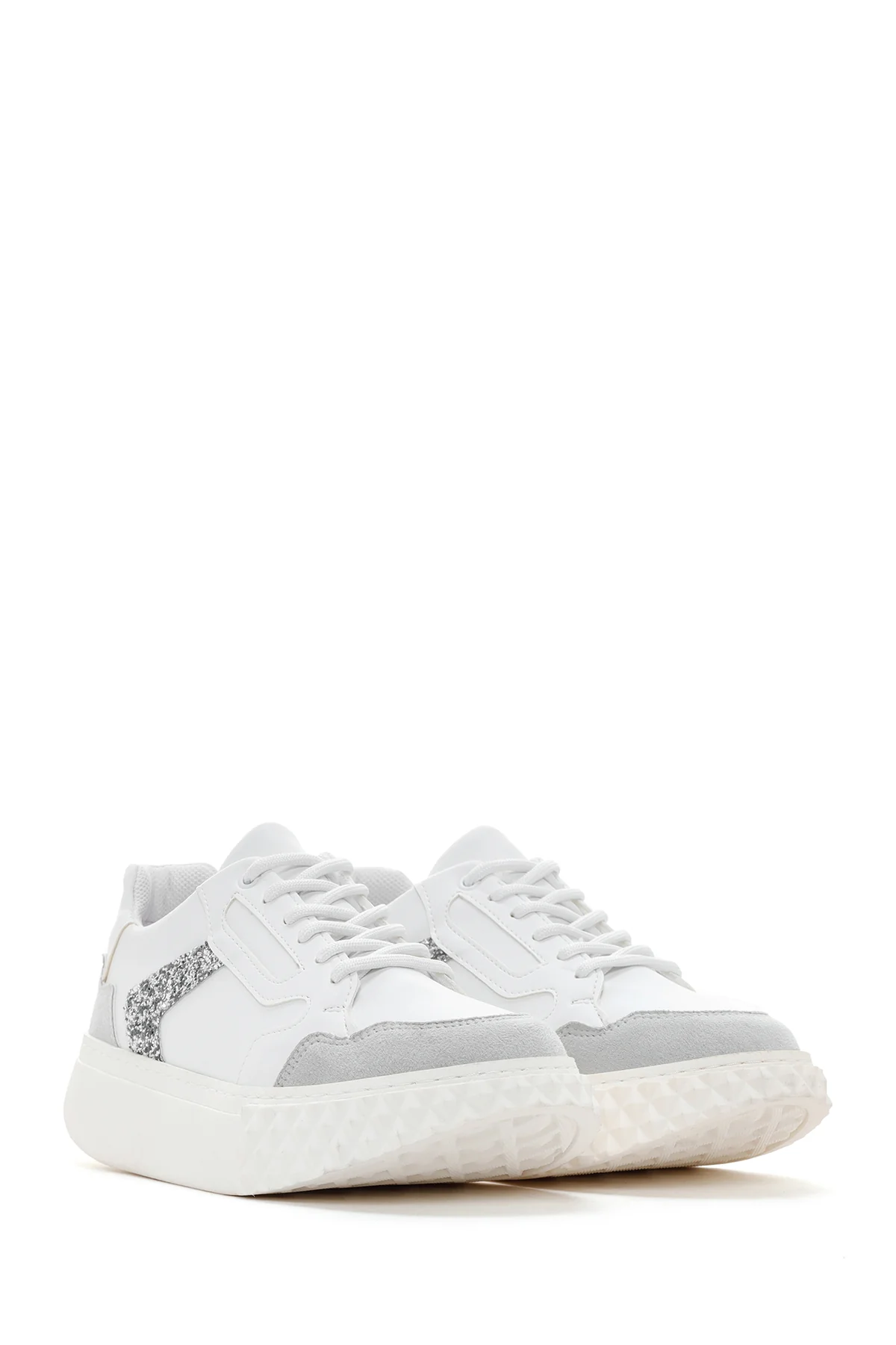 Kadın Beyaz Kalın Tabanlı Sneaker - Image 3