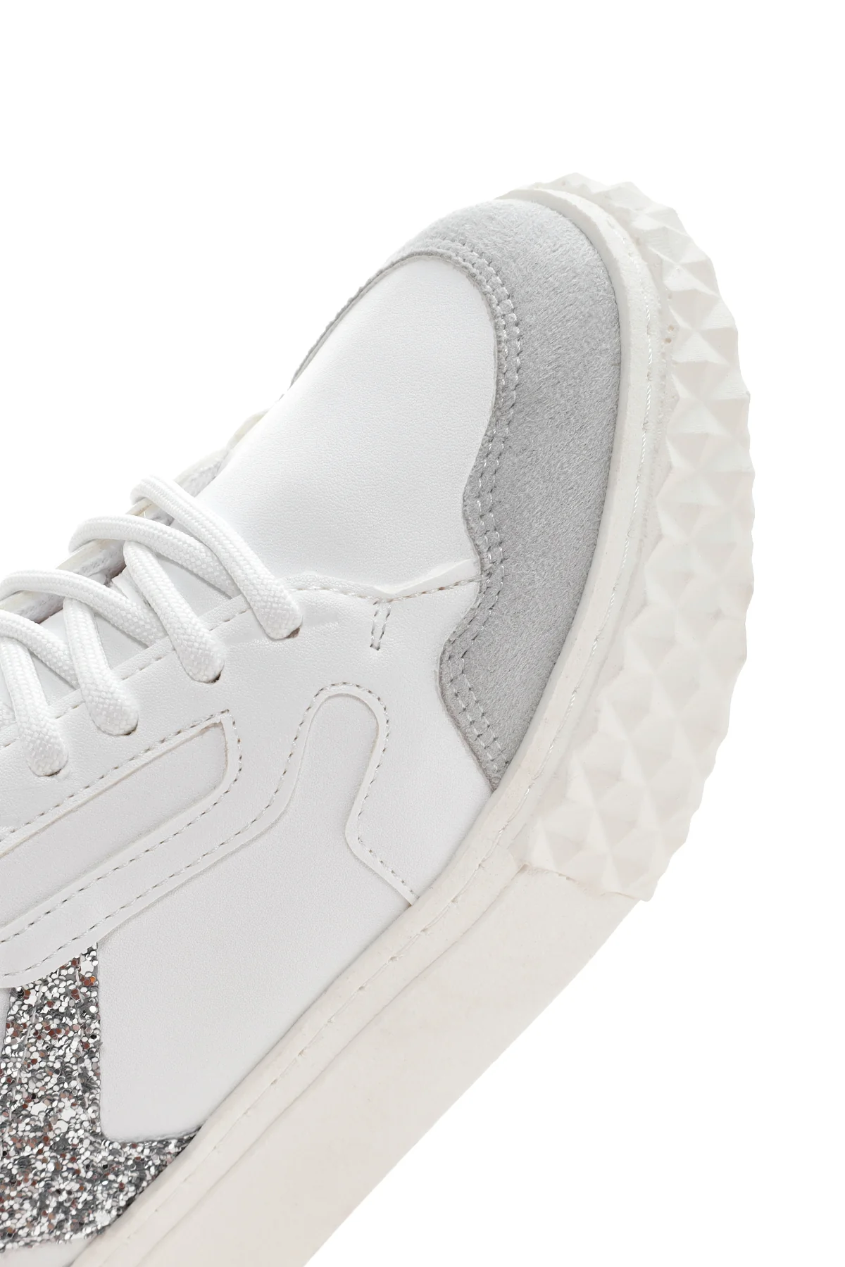 Kadın Beyaz Kalın Tabanlı Sneaker - Image 9