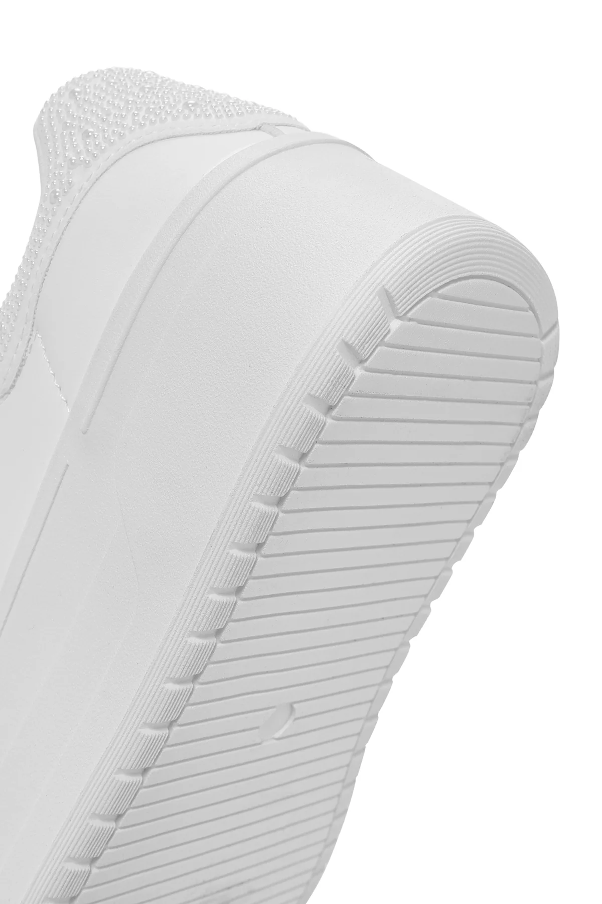 Kadın Beyaz Kalın Tabanlı Sneaker - Image 8