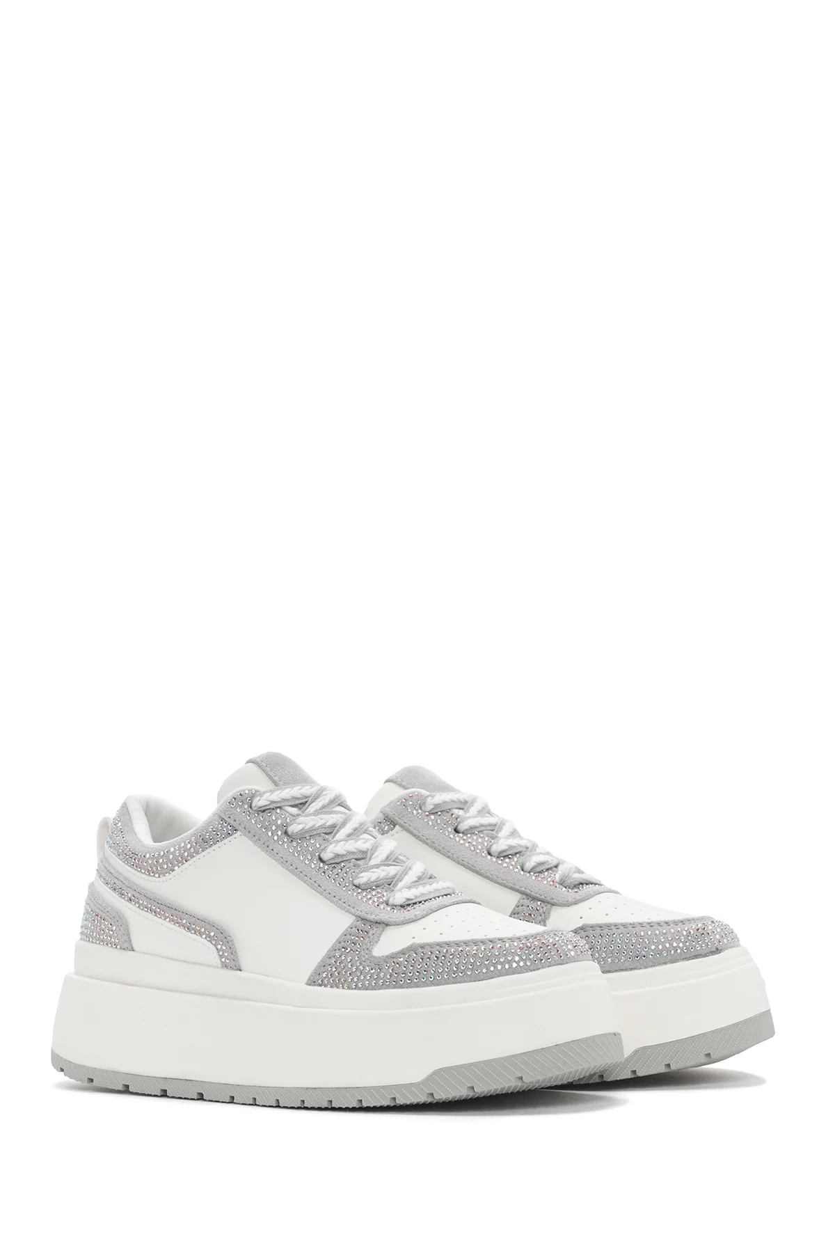 Kadın Beyaz Kalın Tabanlı Taşlı Bağcıklı Sneaker - Image 3