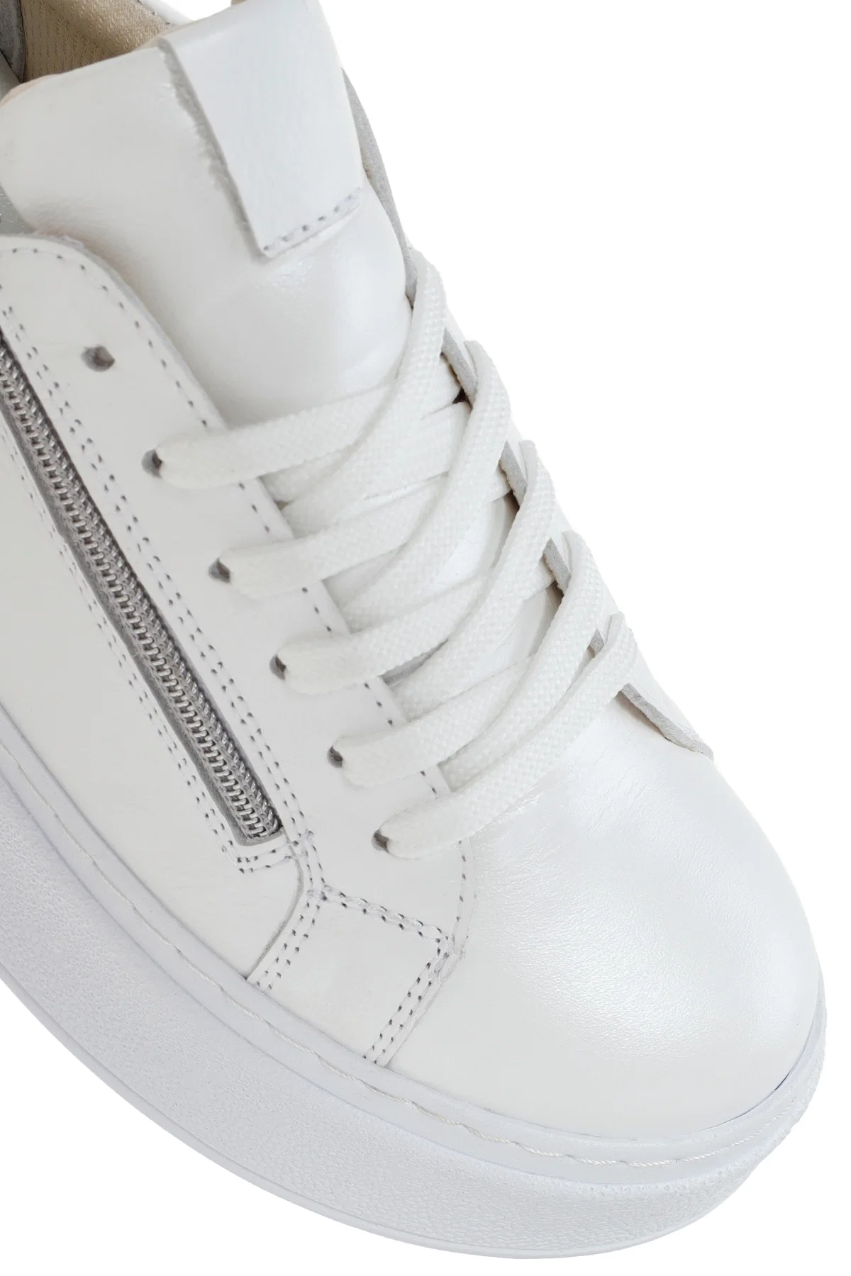 Kadın Beyaz Kalın Tabanlı Yandan Fermuarlı Bağcıklı Deri Sneaker - Image 10