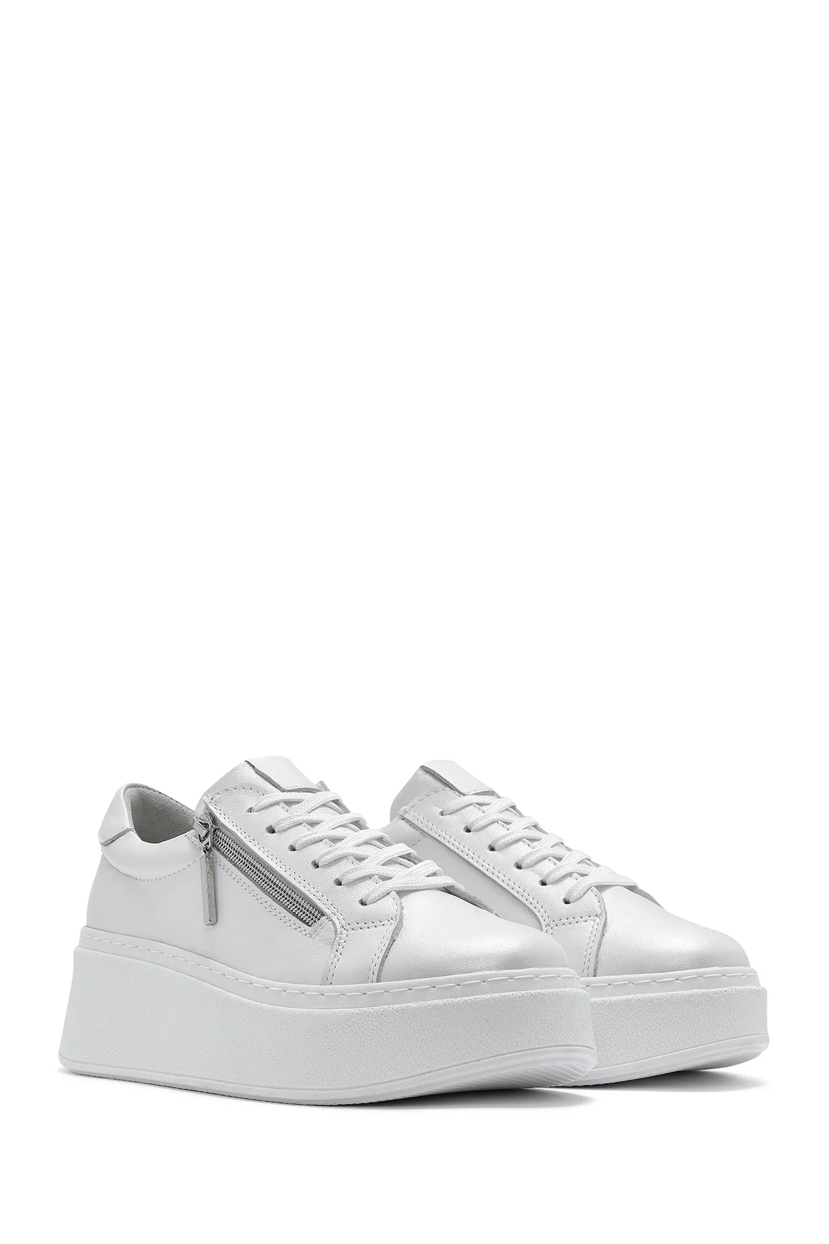 Kadın Beyaz Kalın Tabanlı Yandan Fermuarlı Bağcıklı Deri Sneaker - Image 3