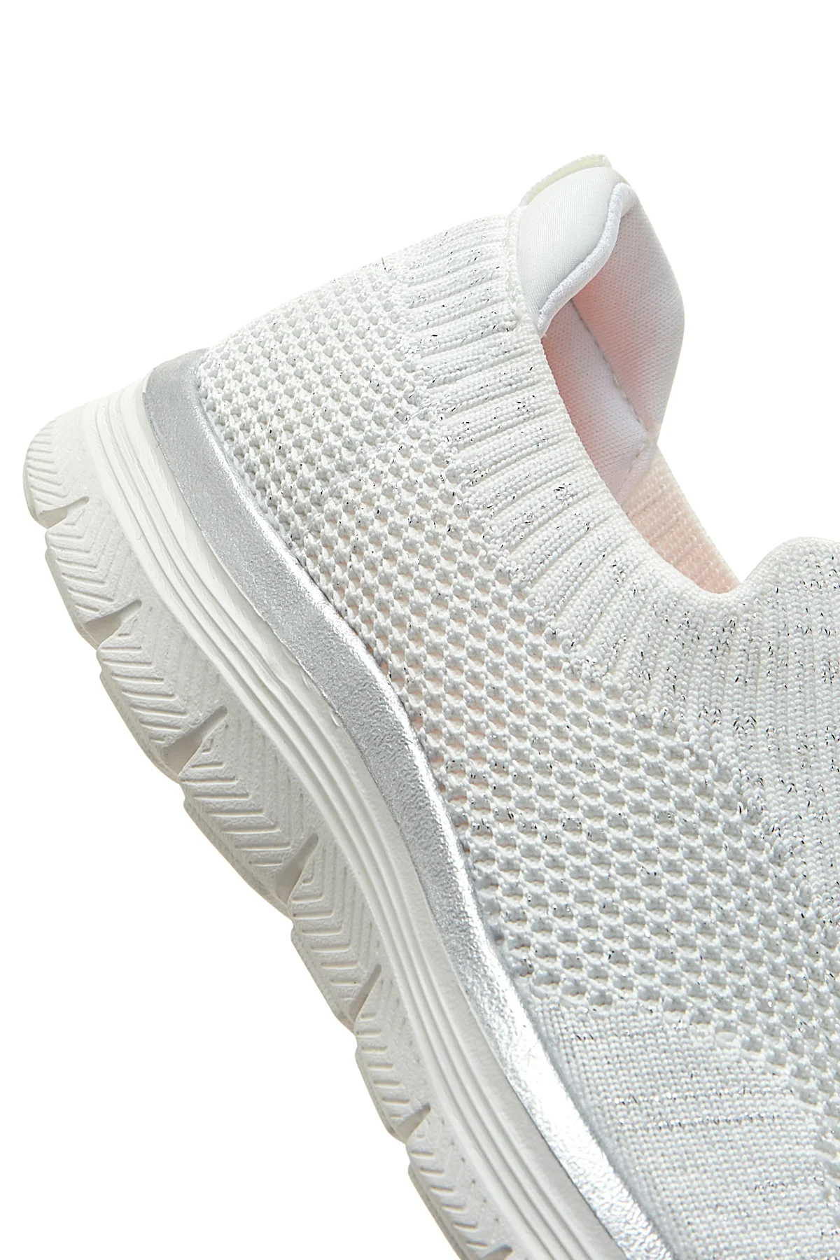 Kadın Beyaz Kumaş Sneaker - Image 8