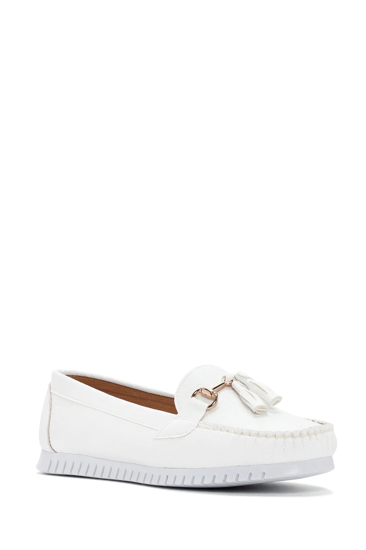 Kadın Beyaz Püskül Detaylı Loafer - Image 6