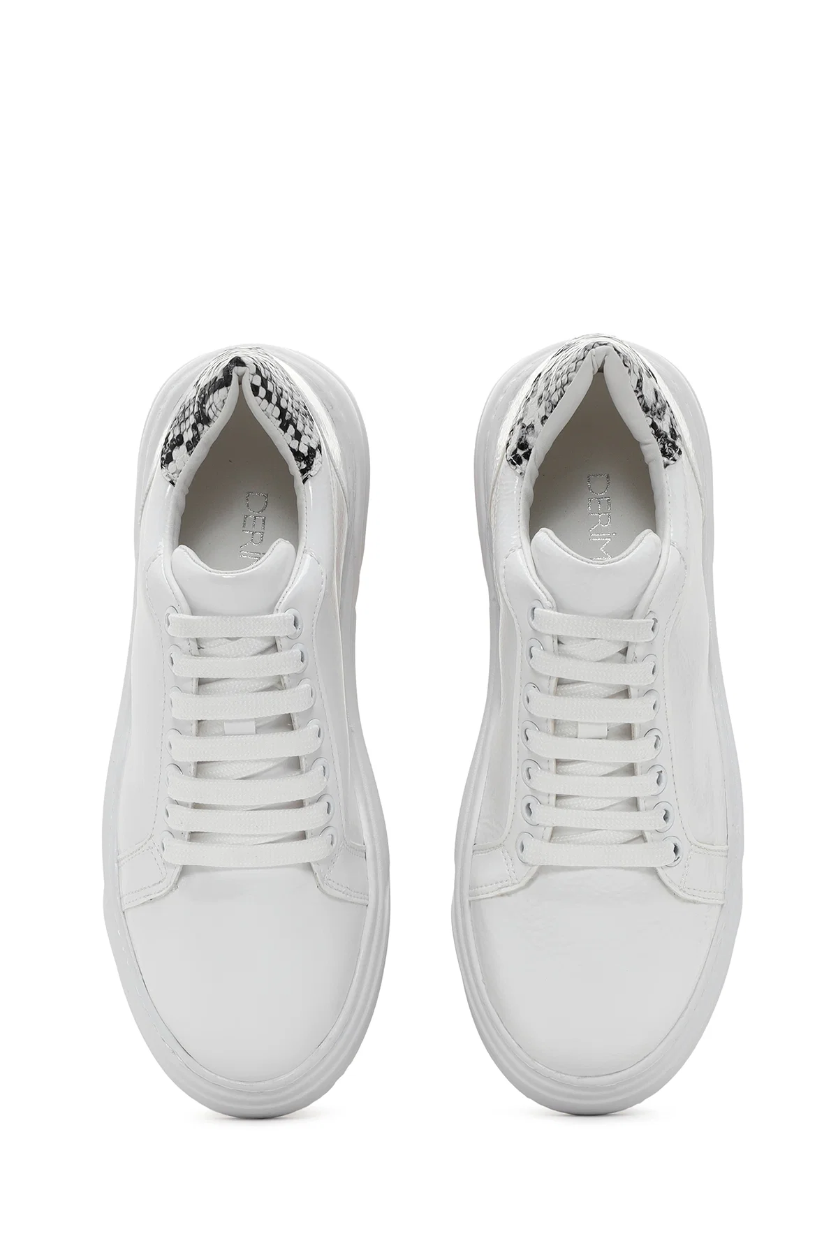 Kadın Beyaz Rugan Kalın Tabanlı Sneaker - Image 6