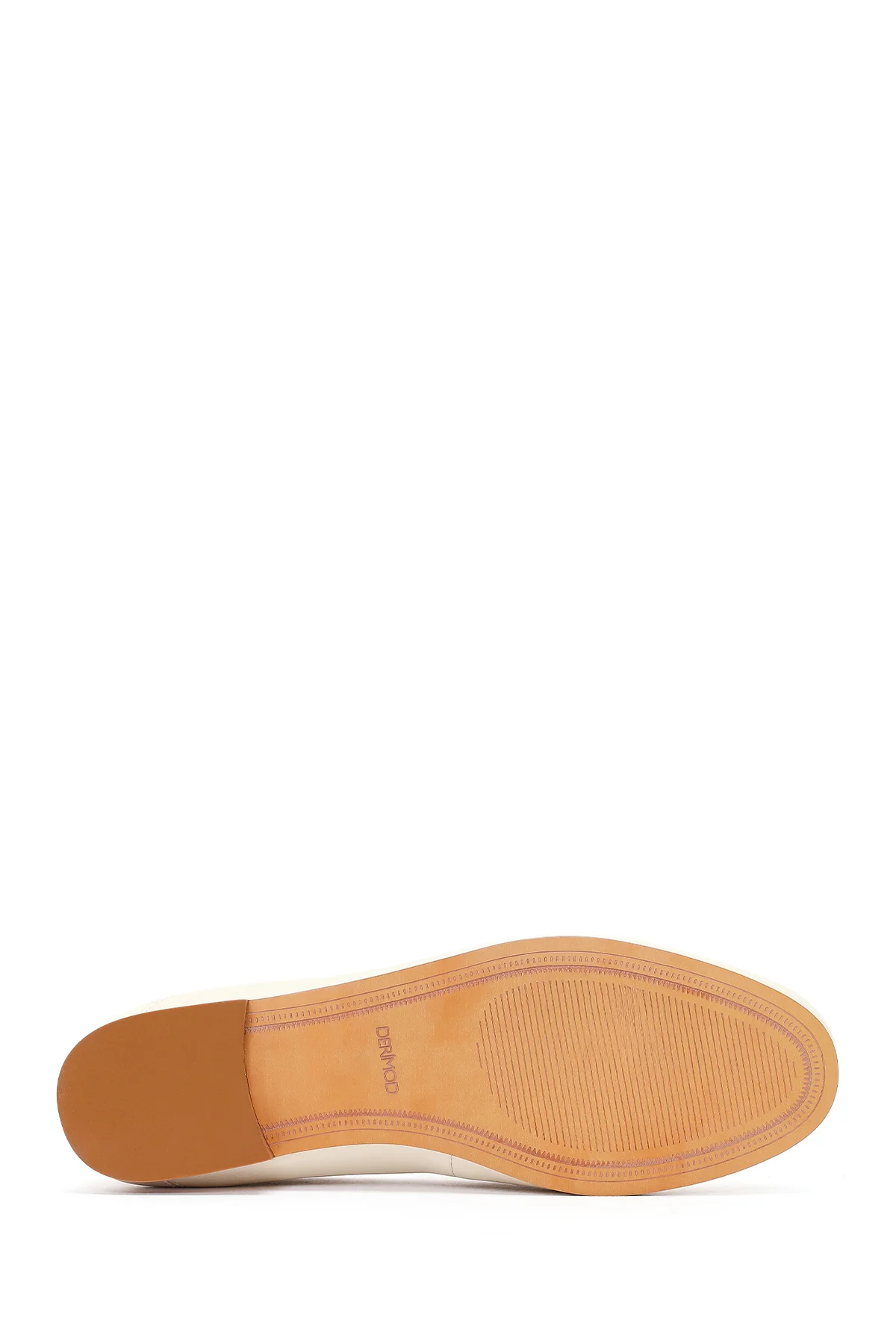Kadın Beyaz Tokalı Deri Loafer - Image 5