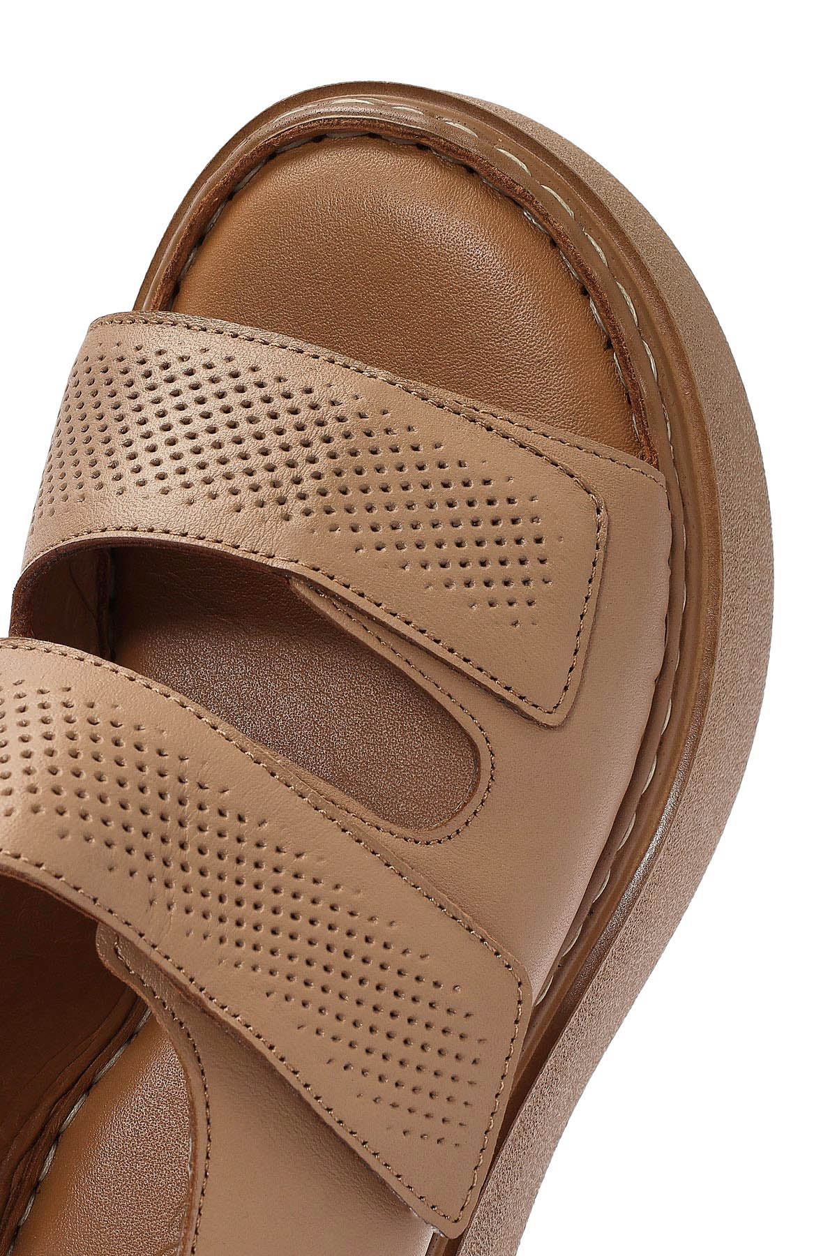 Kadın Camel Bantlı Kalın Tabanlı Deri Comfort Sandalet - Image 8