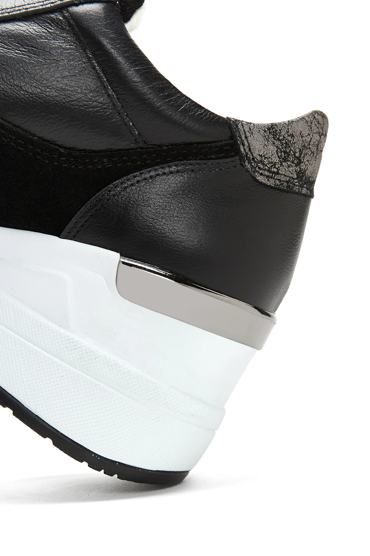 Kadın Deri Yüksek Taban Sneaker - Image 8