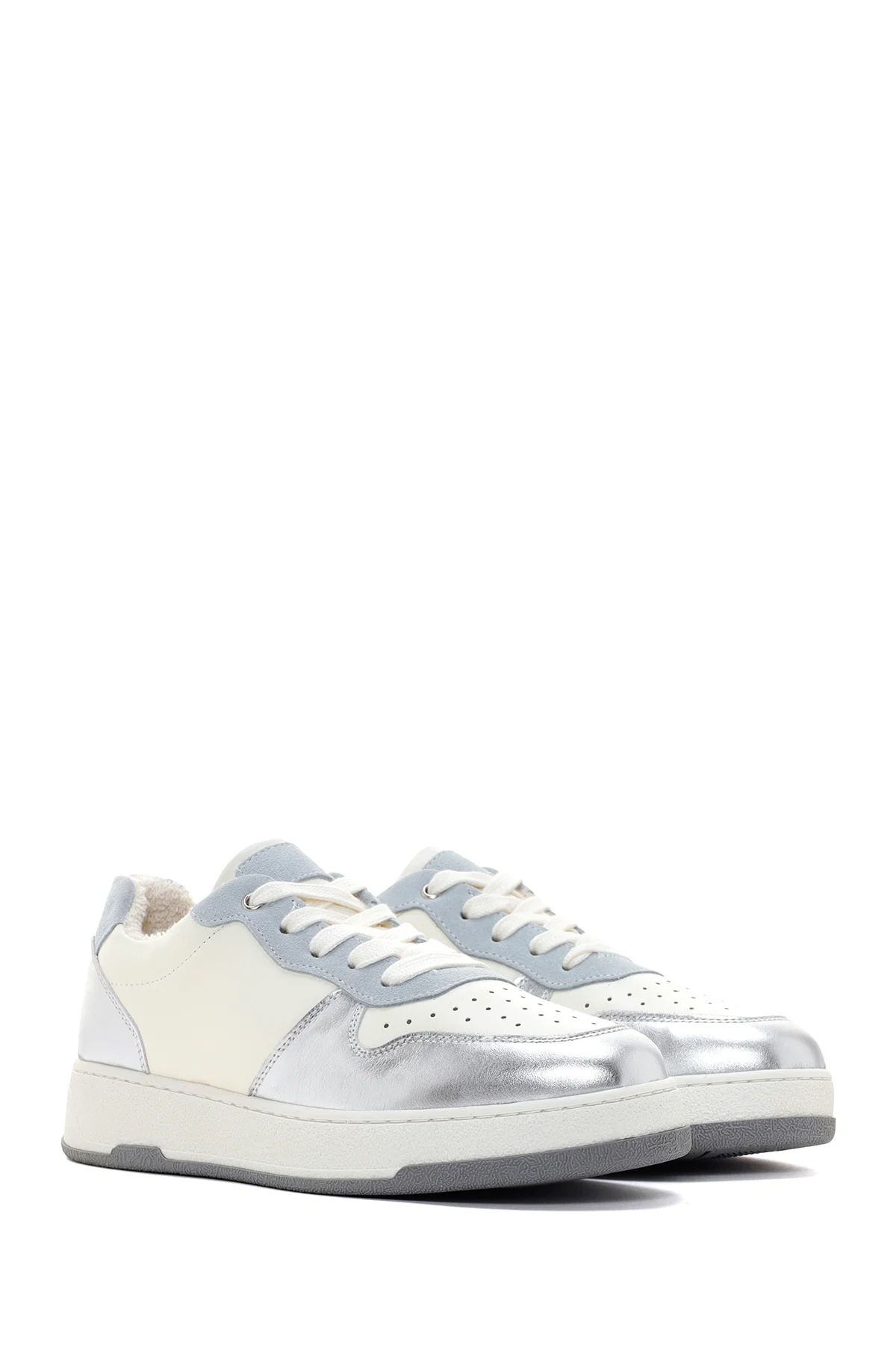 Kadın Gümüş Deri Sneaker - Image 3