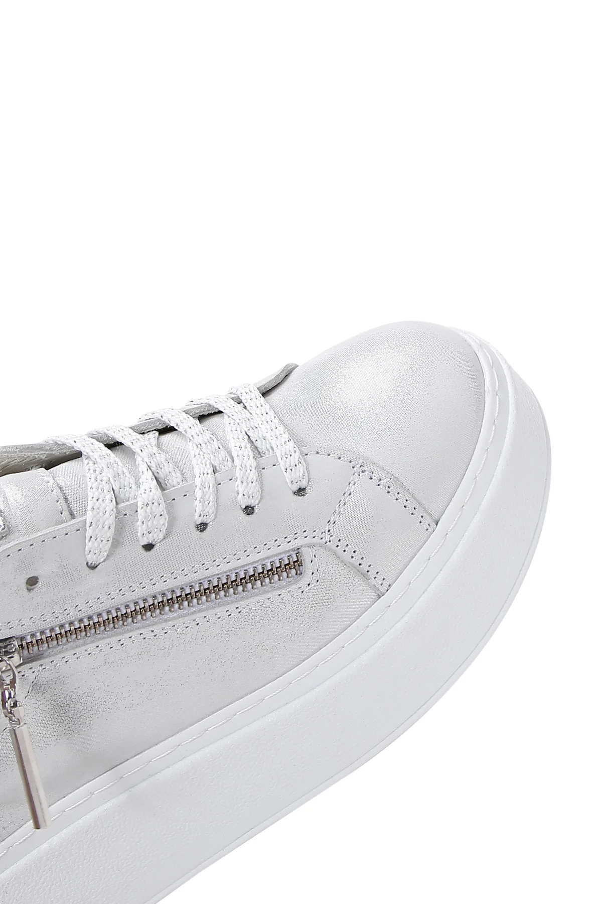 Kadın Gümüş Kalın Tabanlı Yandan Fermuarlı Deri Sneaker - Image 7