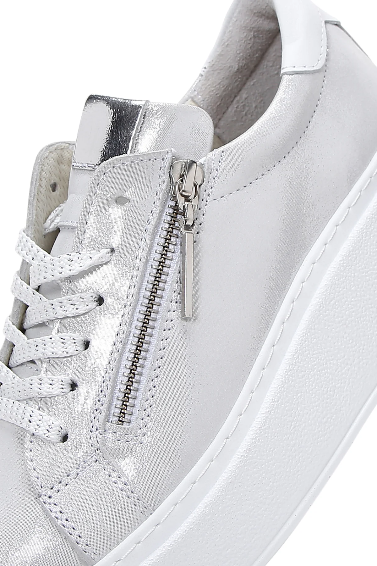 Kadın Gümüş Kalın Tabanlı Yandan Fermuarlı Deri Sneaker - Image 8