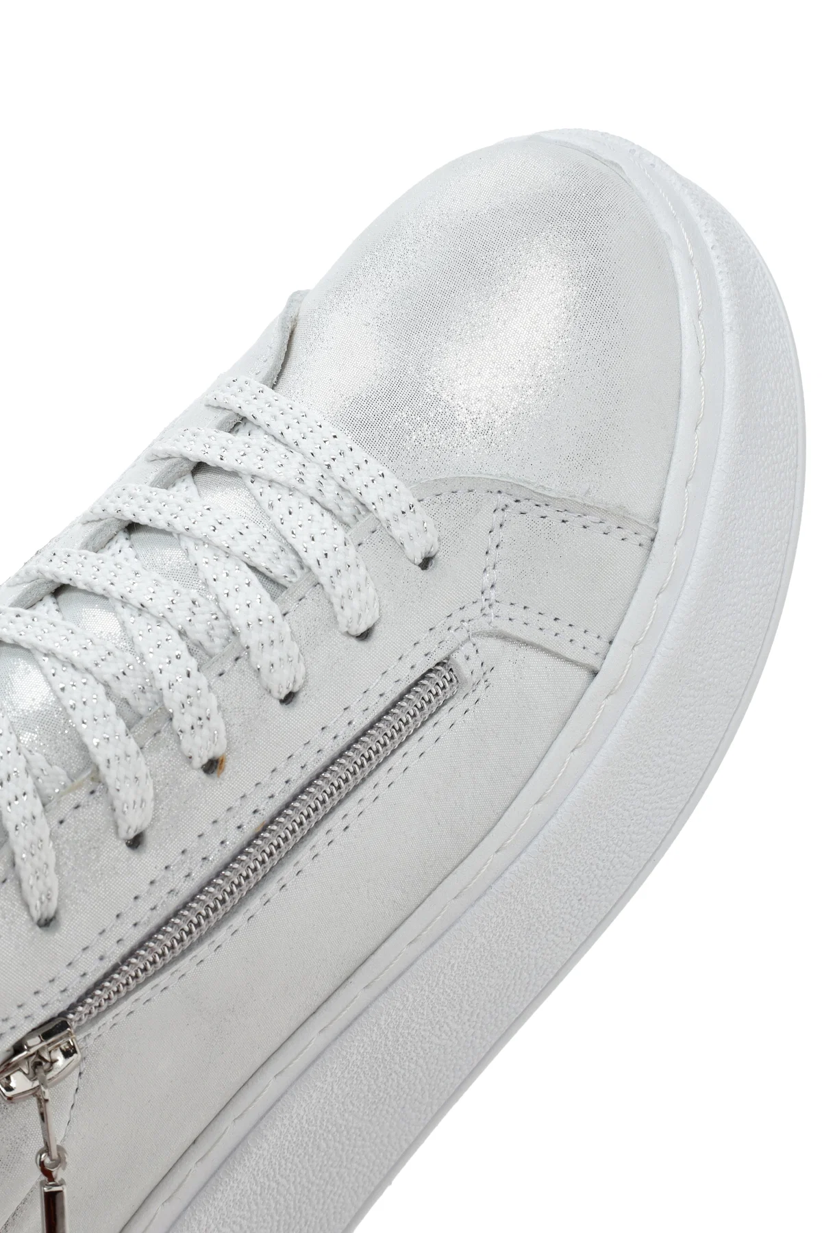 Kadın Gümüş Kalın Tabanlı Yandan Fermuarlı Deri Sneaker - Image 11
