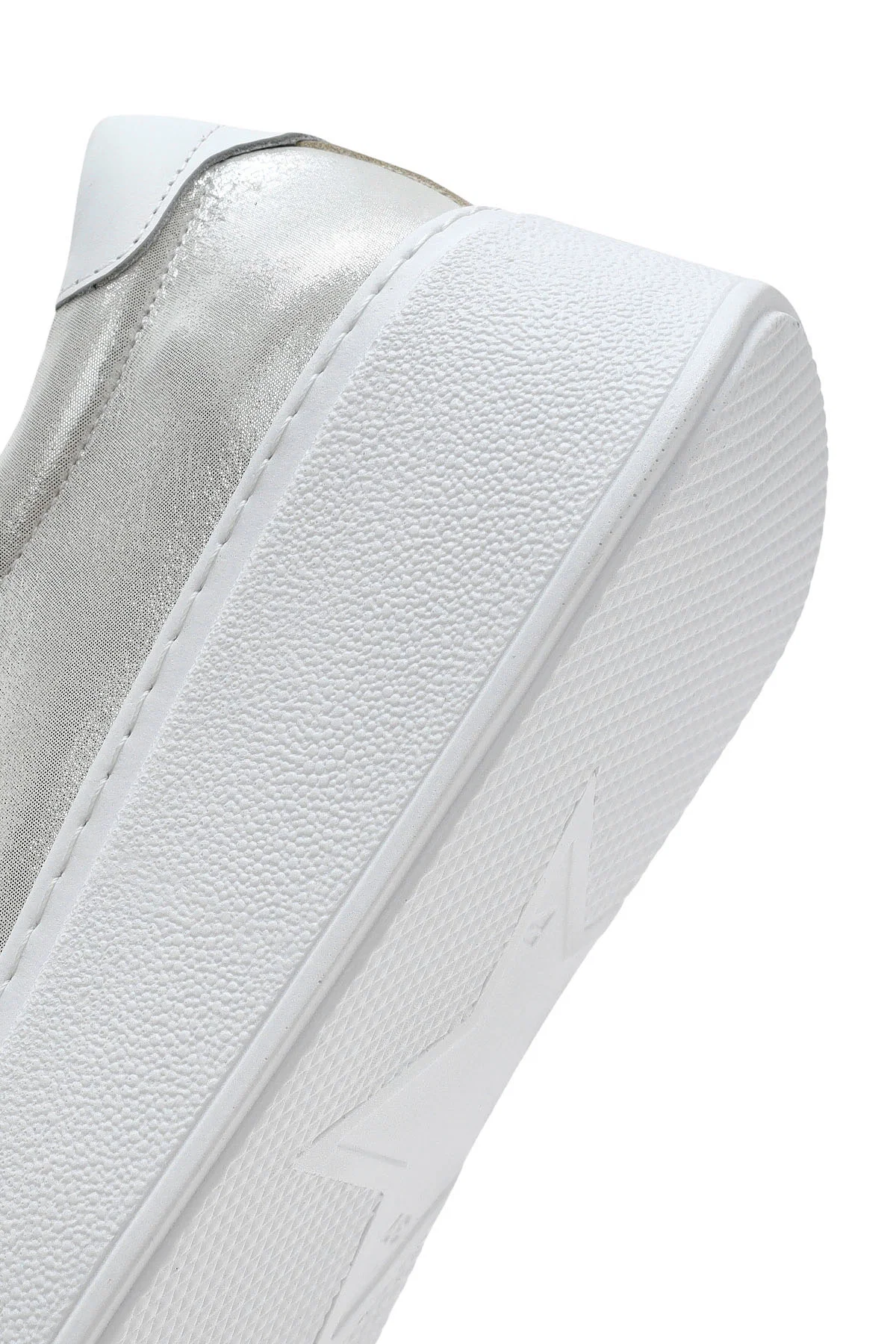 Kadın Gümüş Kalın Tabanlı Yandan Fermuarlı Deri Sneaker - Image 8