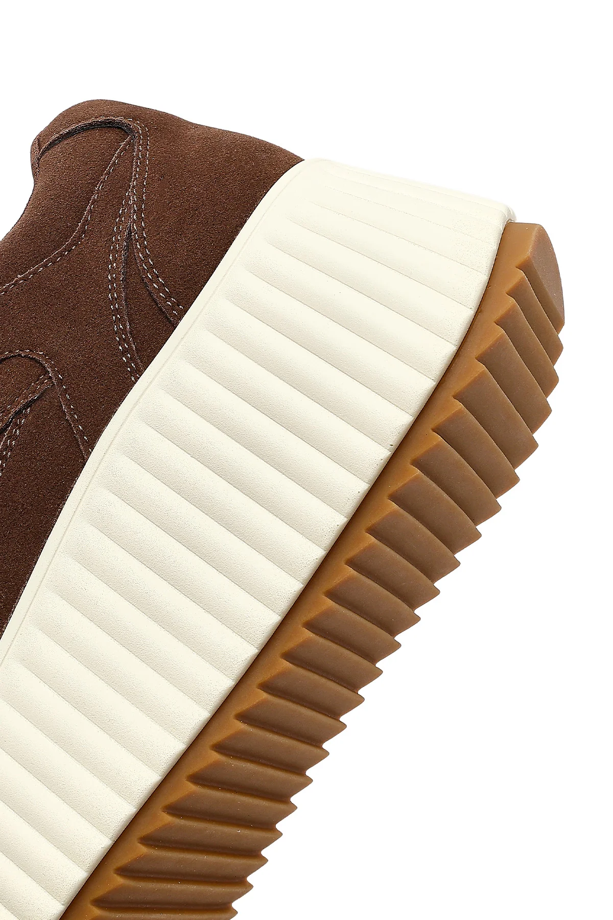 Kadın Kahverengi Bağcıklı Kalın Tabanlı Süet Sneaker - Image 9