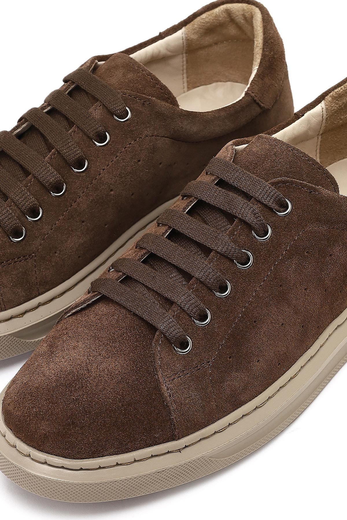 Kadın Kahverengi Bağcıklı Süet Deri Sneaker - Image 10