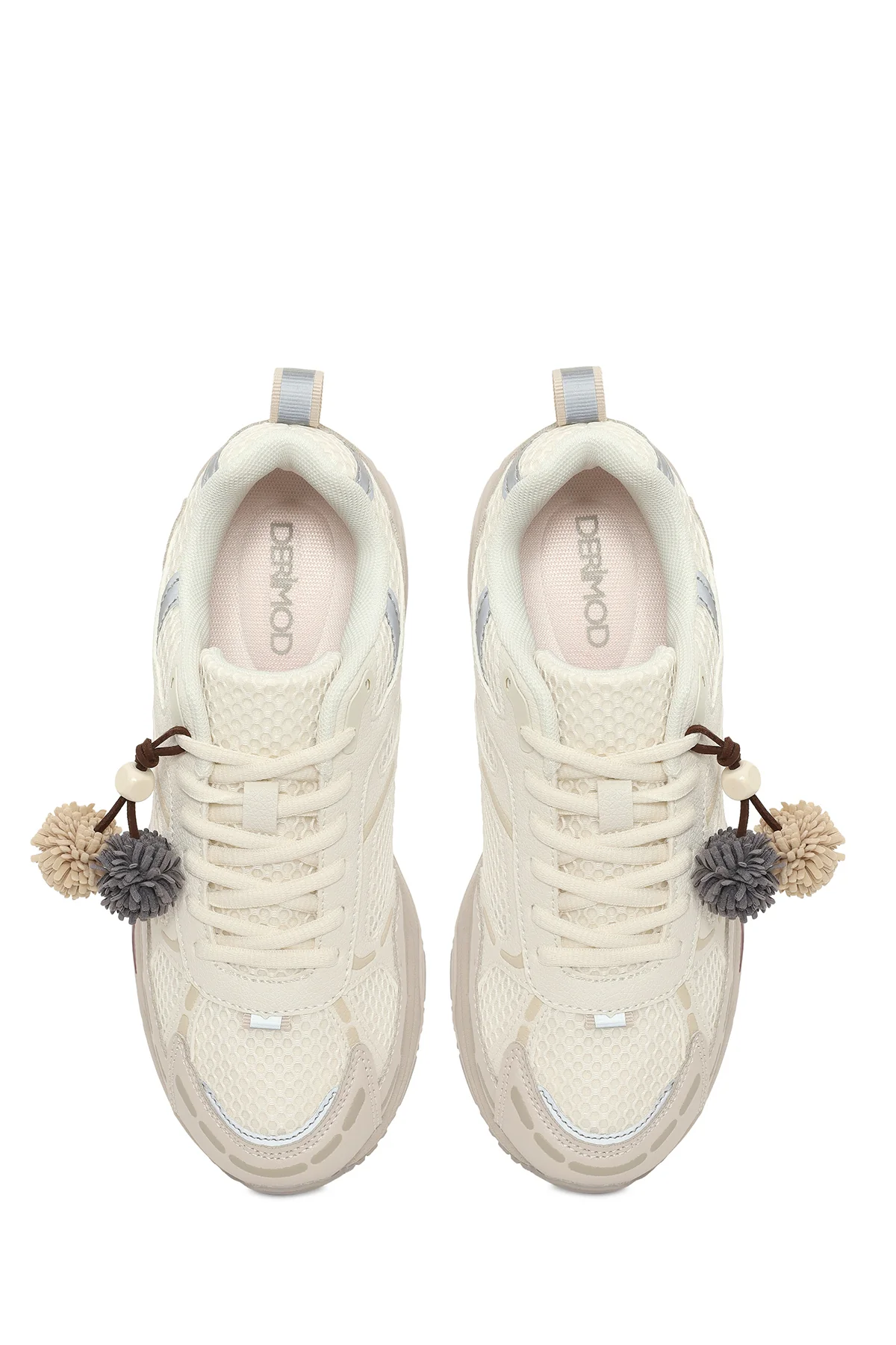 Kadın Krem Bağcıklı Charmlı Kalın Tabanlı Sneaker - Image 3