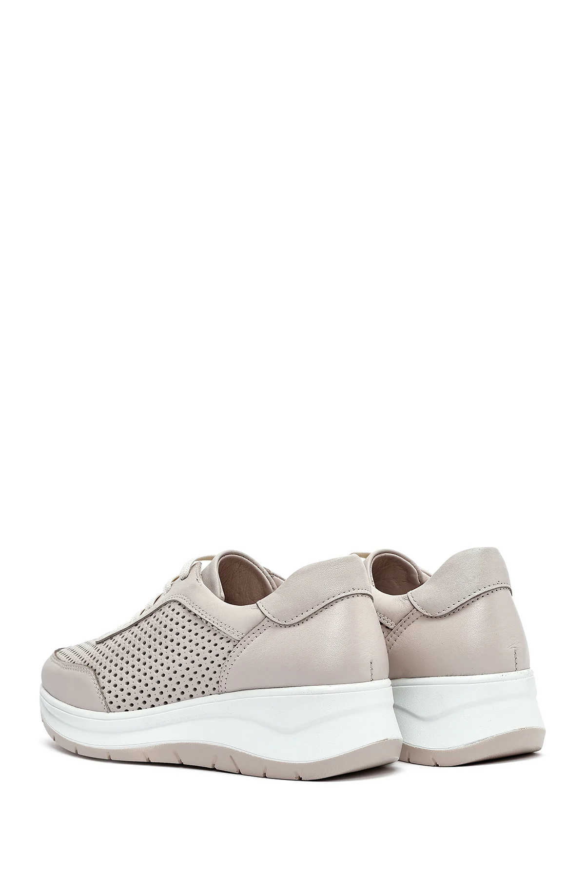 Kadın Krem Bağcıklı Kalın Tabanlı Deri Sneaker - Image 6