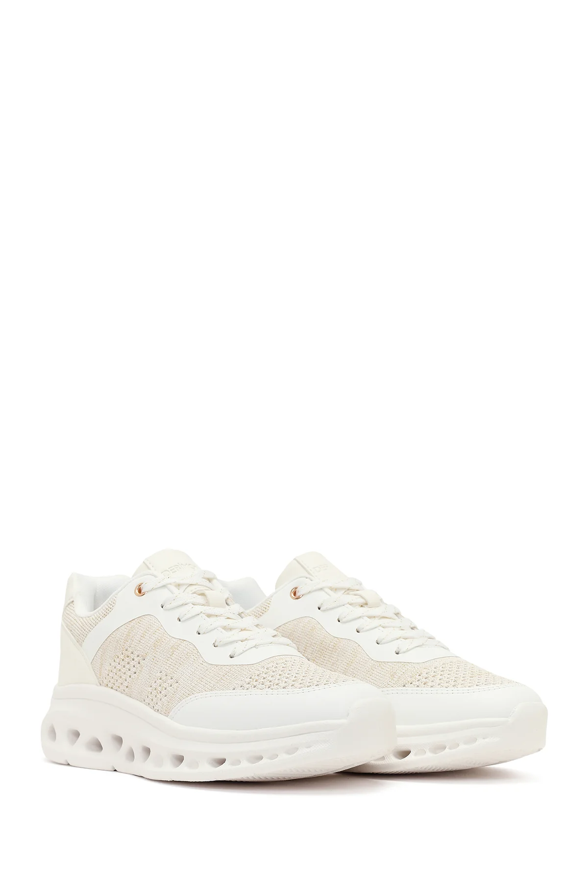 Kadın Krem Bağcıklı Kalın Tabanlı Sneaker - Image 2