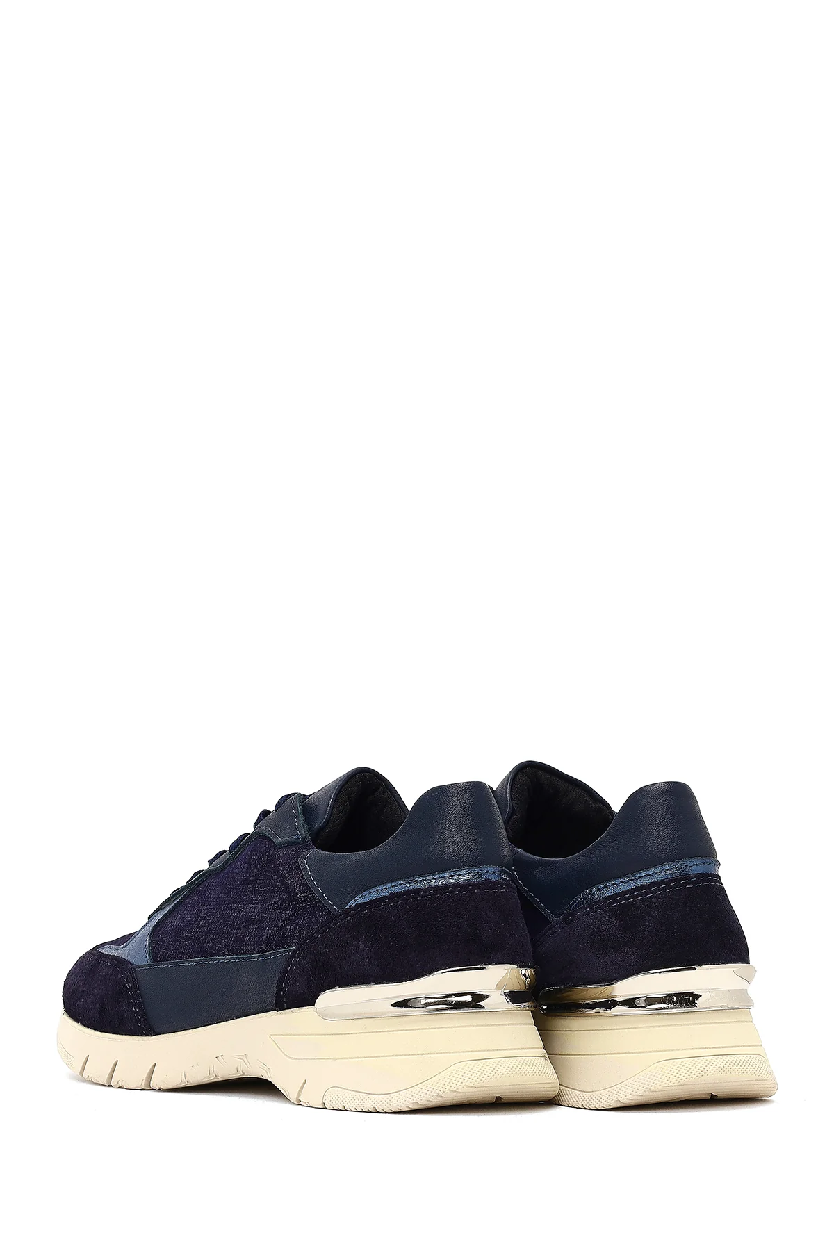 Kadın Lacivert Bağcıklı Kalın Tabanlı Deri Sneaker - Image 5