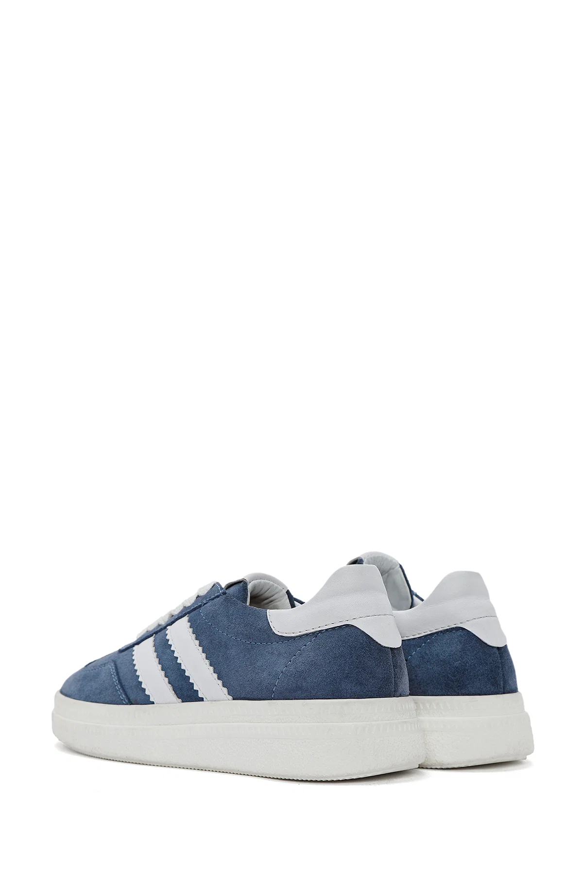Kadın Mavi Bağcıklı Kalın Tabanlı Süet Deri Sneaker - Image 5