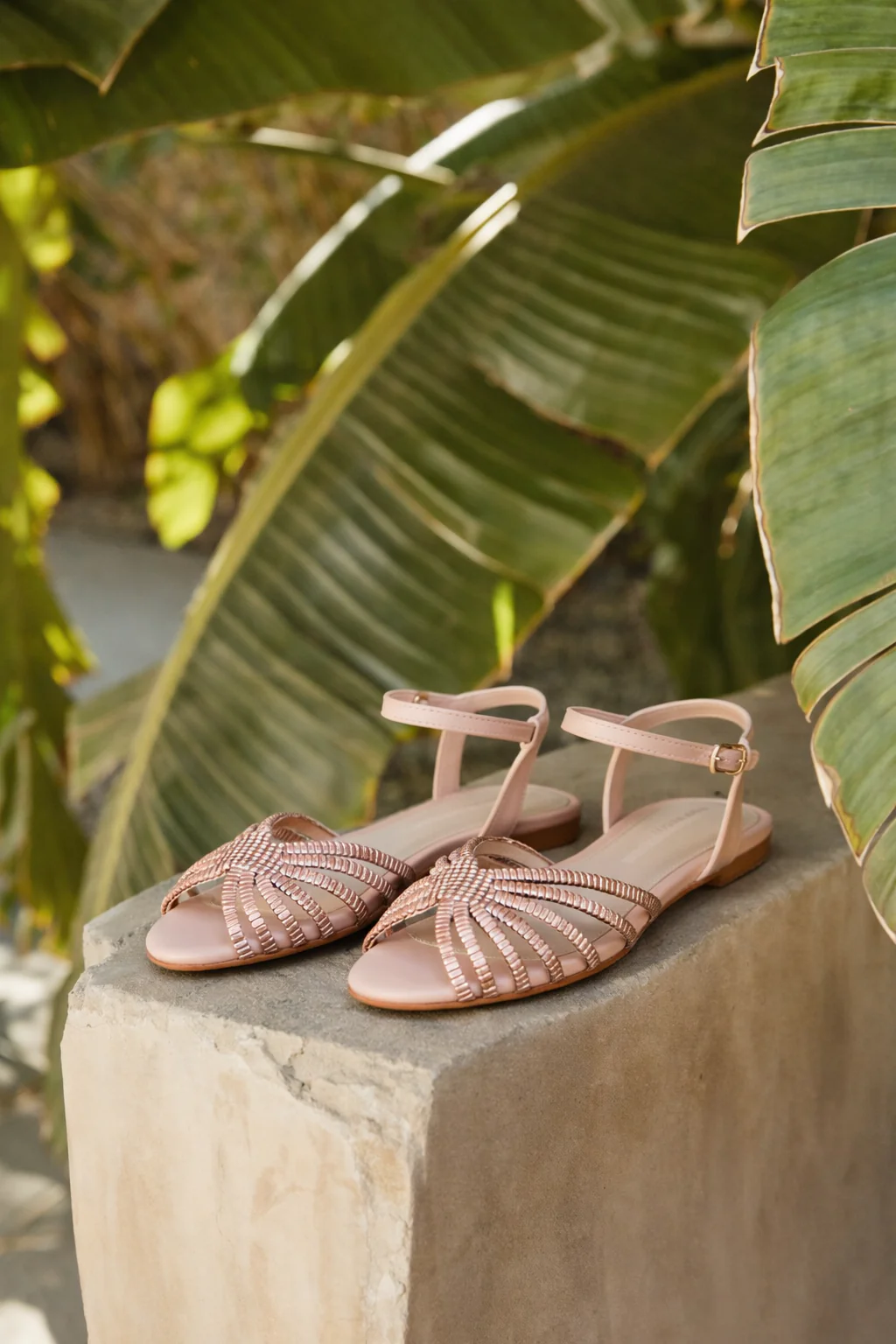 Kadın Pembe Taşlı Sandalet - Image 2