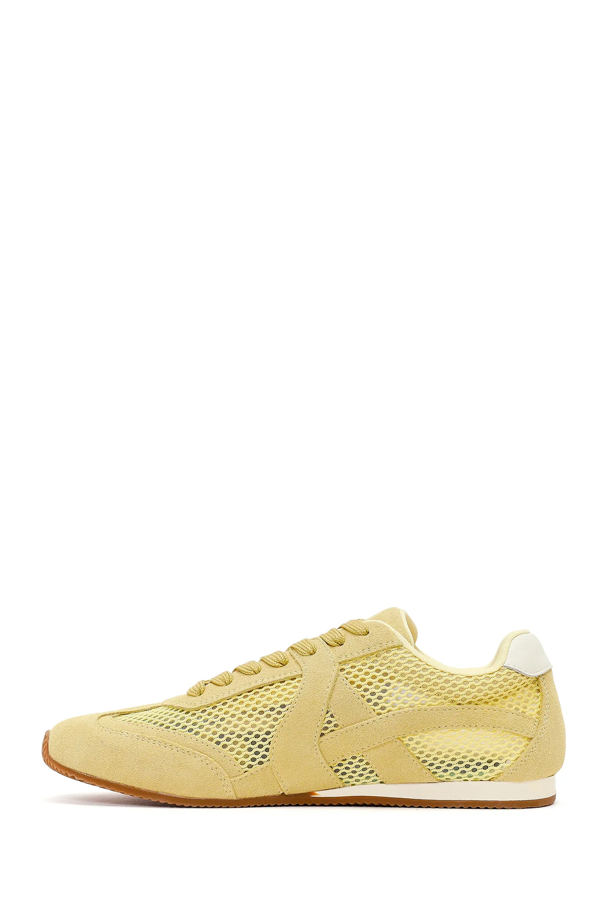 Kadın Sarı Bağcıklı Süet Deri Sneaker - Image 3