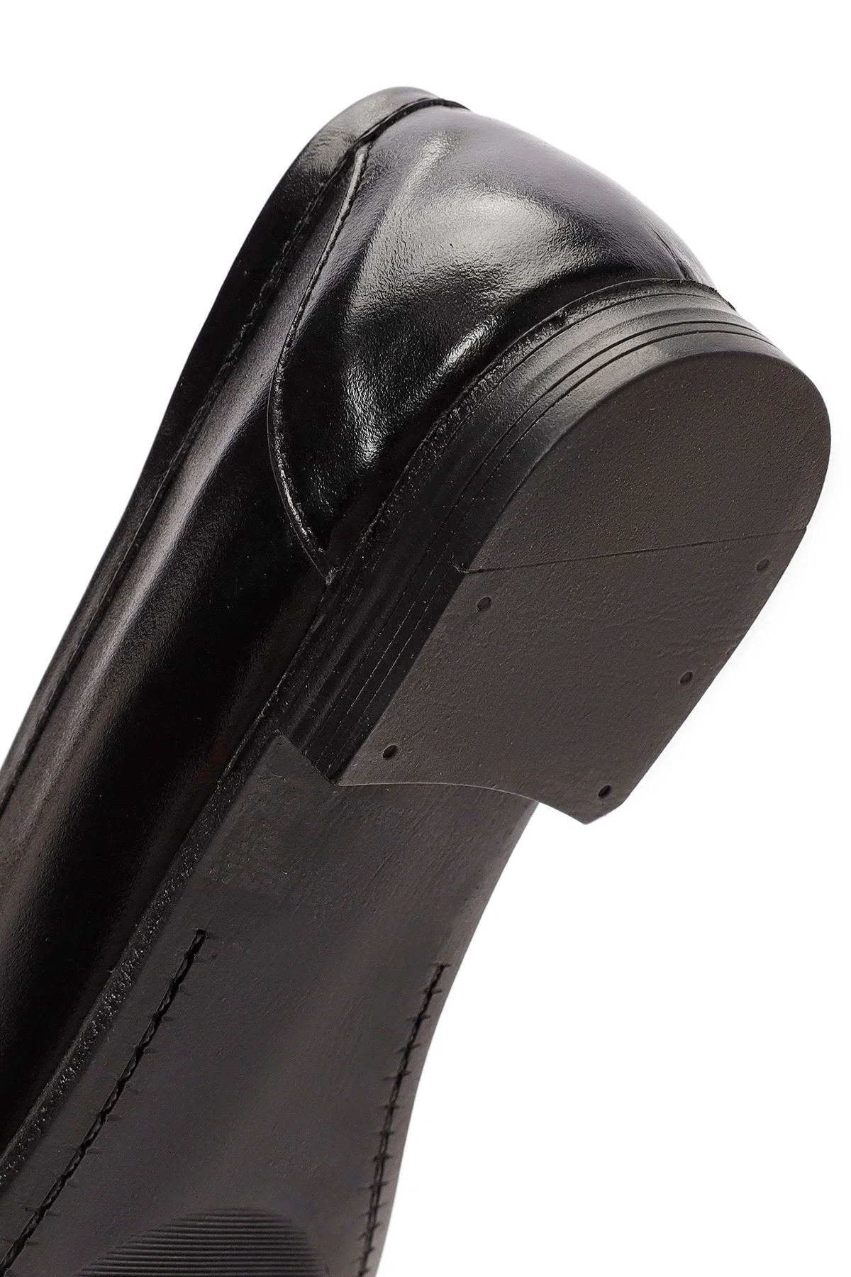 Kadın Siyah Aksesuar Detaylı Deri Maskülen Loafer - Image 8