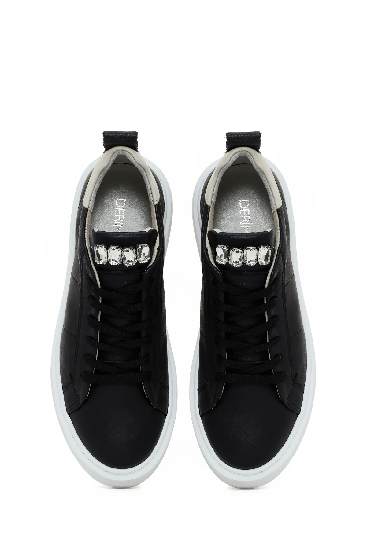 Kadın Siyah Bağcıklı Aksesuar Detaylı Deri Sneaker - Image 7