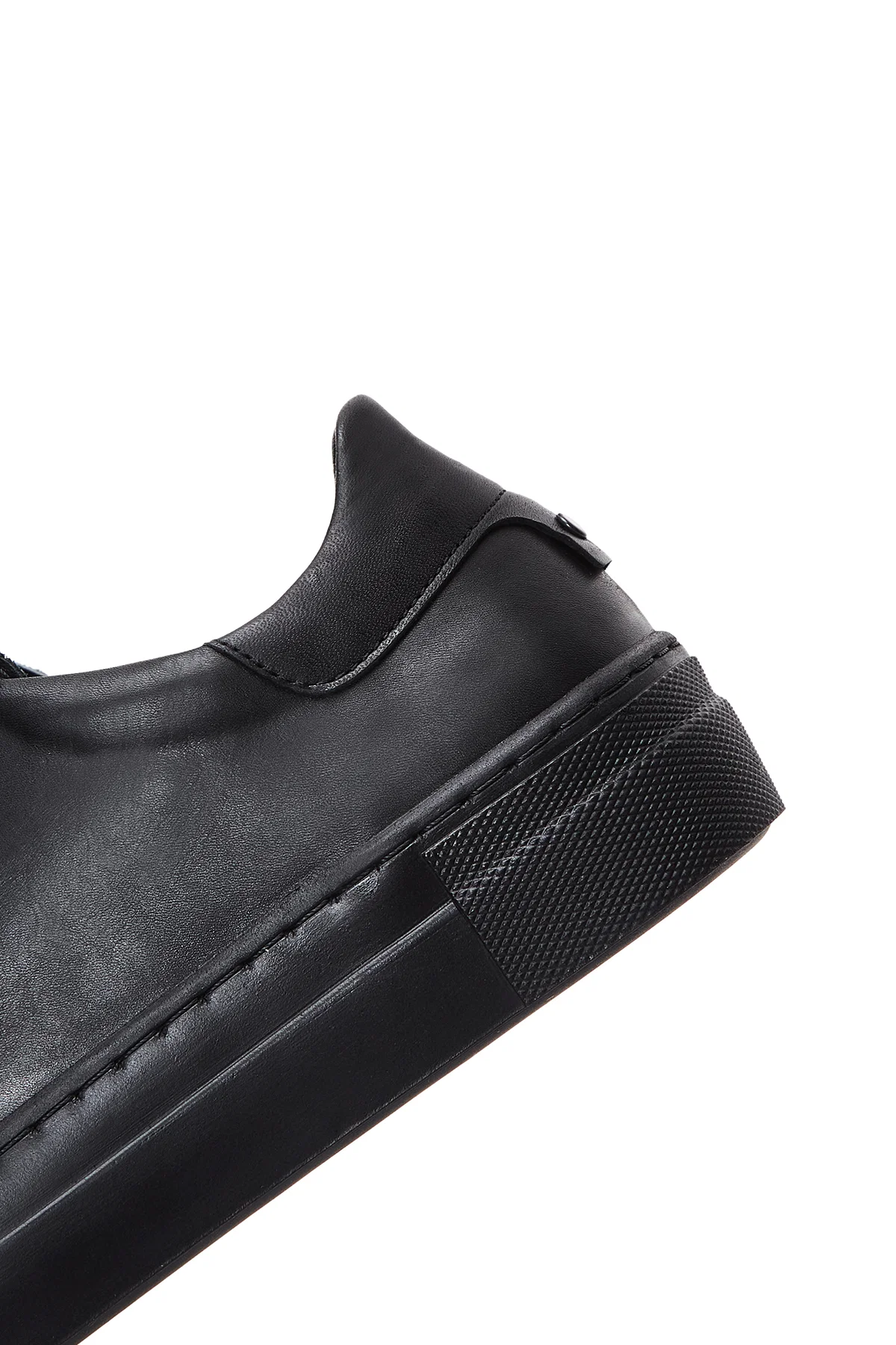 Kadın Siyah Bağcıklı Deri Sneaker - Image 8