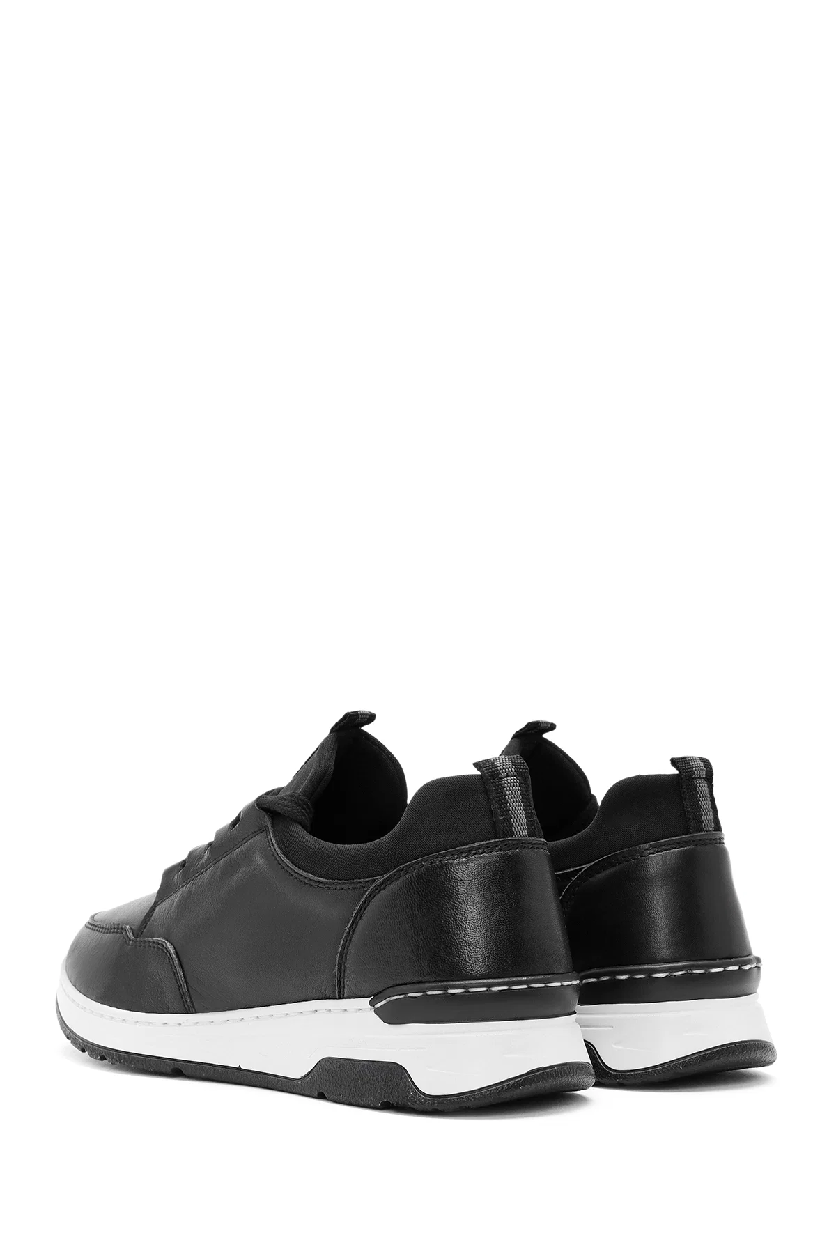 Kadın Siyah Bağcıklı Deri Sneaker - Image 5