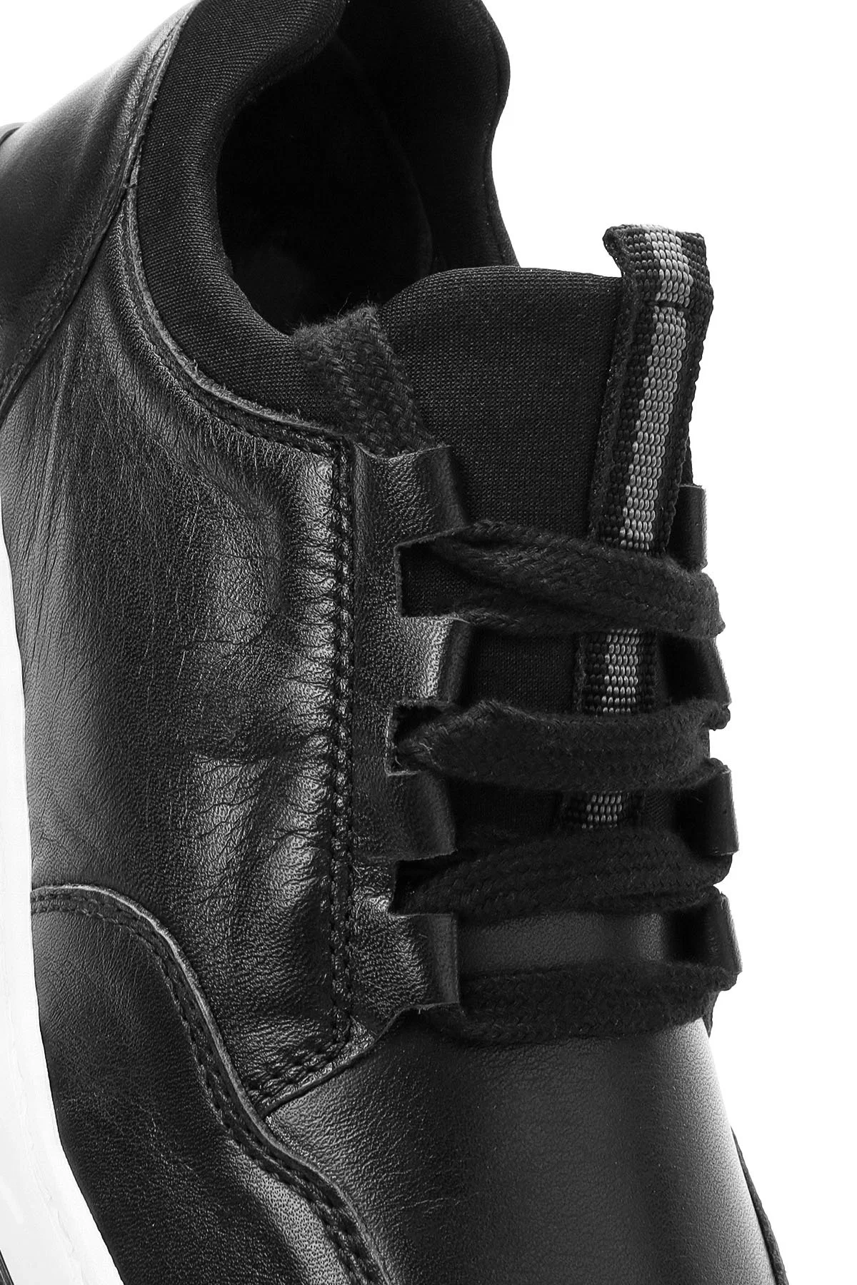 Kadın Siyah Bağcıklı Deri Sneaker - Image 9