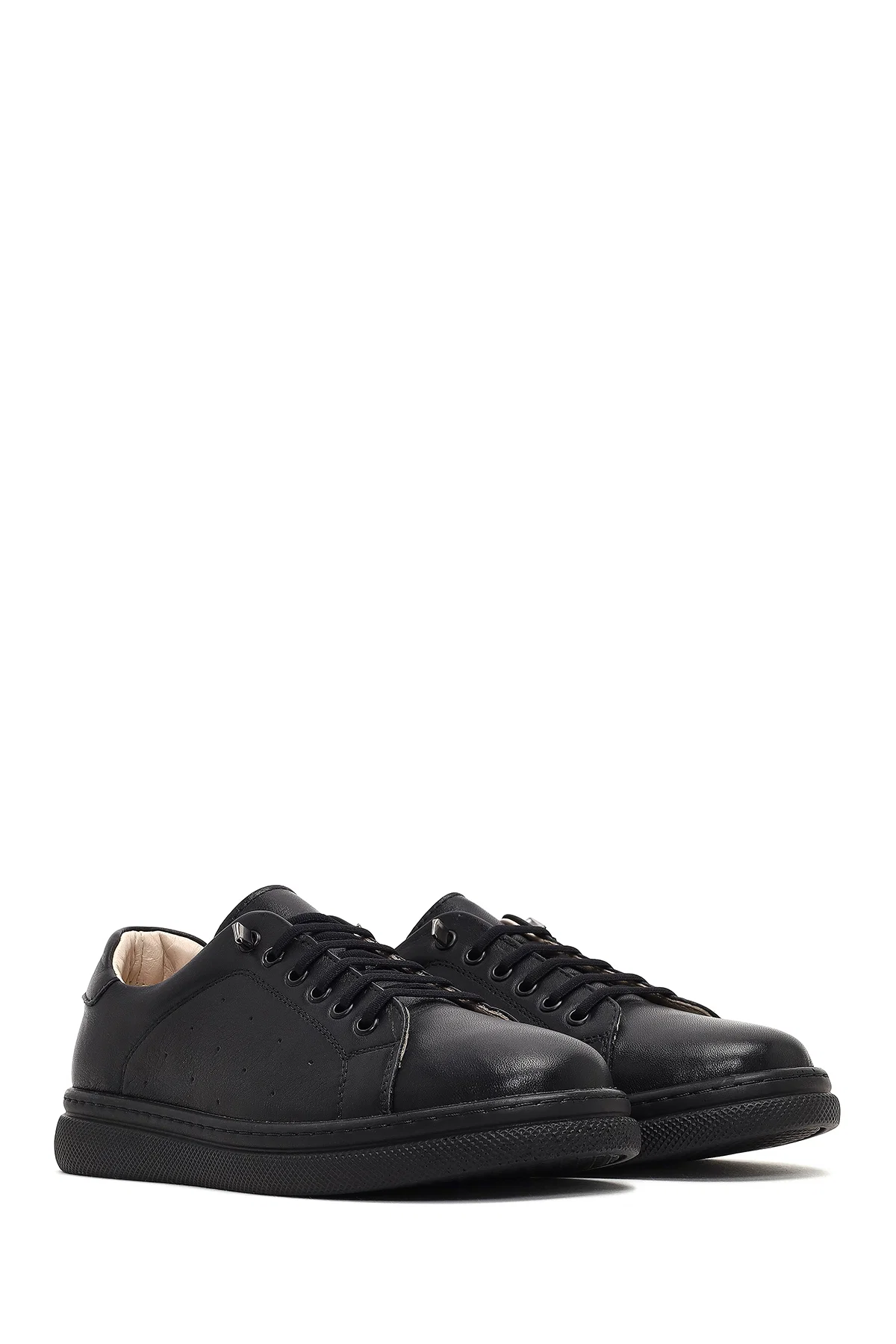 Kadın Siyah Bağcıklı Deri Sneaker - Image 3