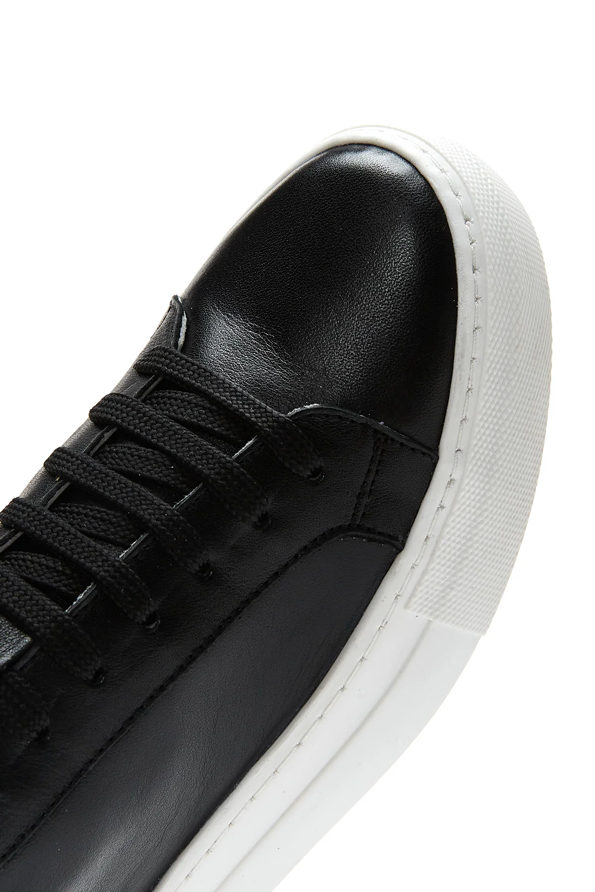Kadın Siyah Bağcıklı Deri Sneaker - Image 7