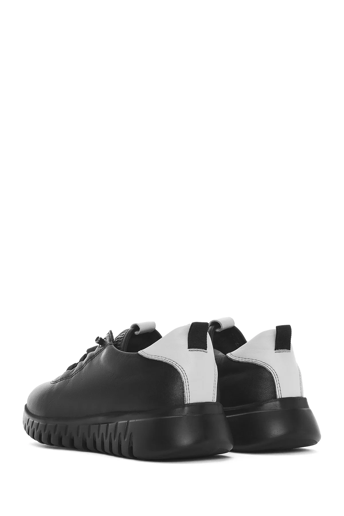 Kadın Siyah Bağcıklı Deri Sneaker - Image 5