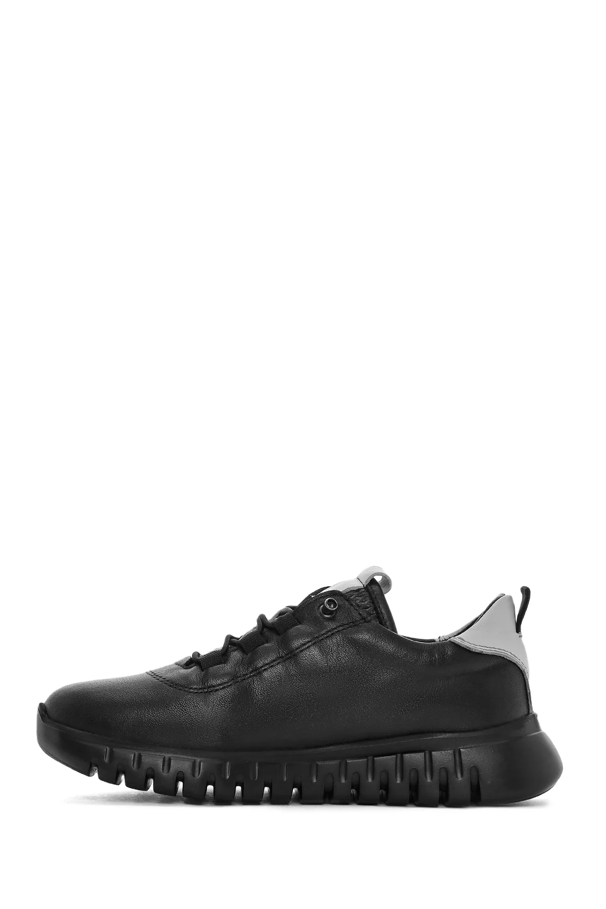 Kadın Siyah Bağcıklı Deri Sneaker - Image 3