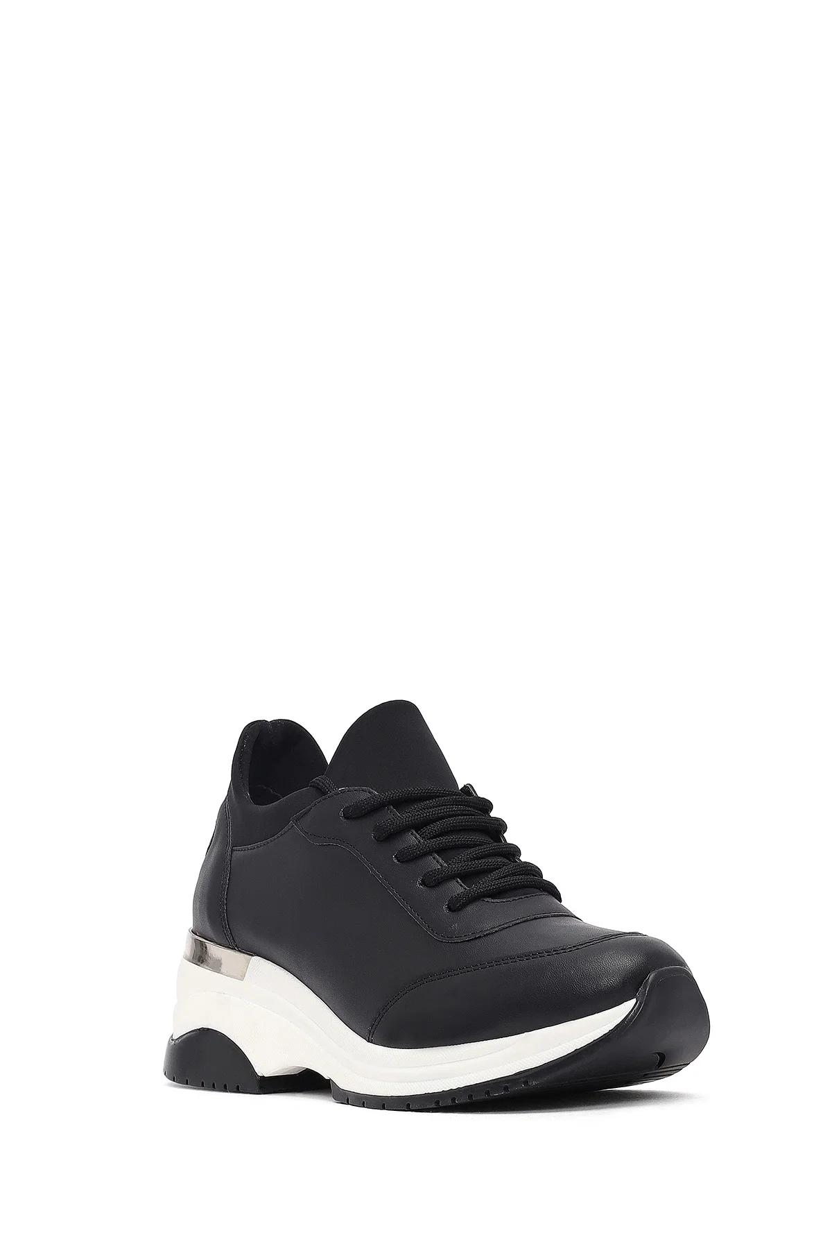 Kadın Siyah Bağcıklı Dolgu Topuklu Sneaker - Image 6