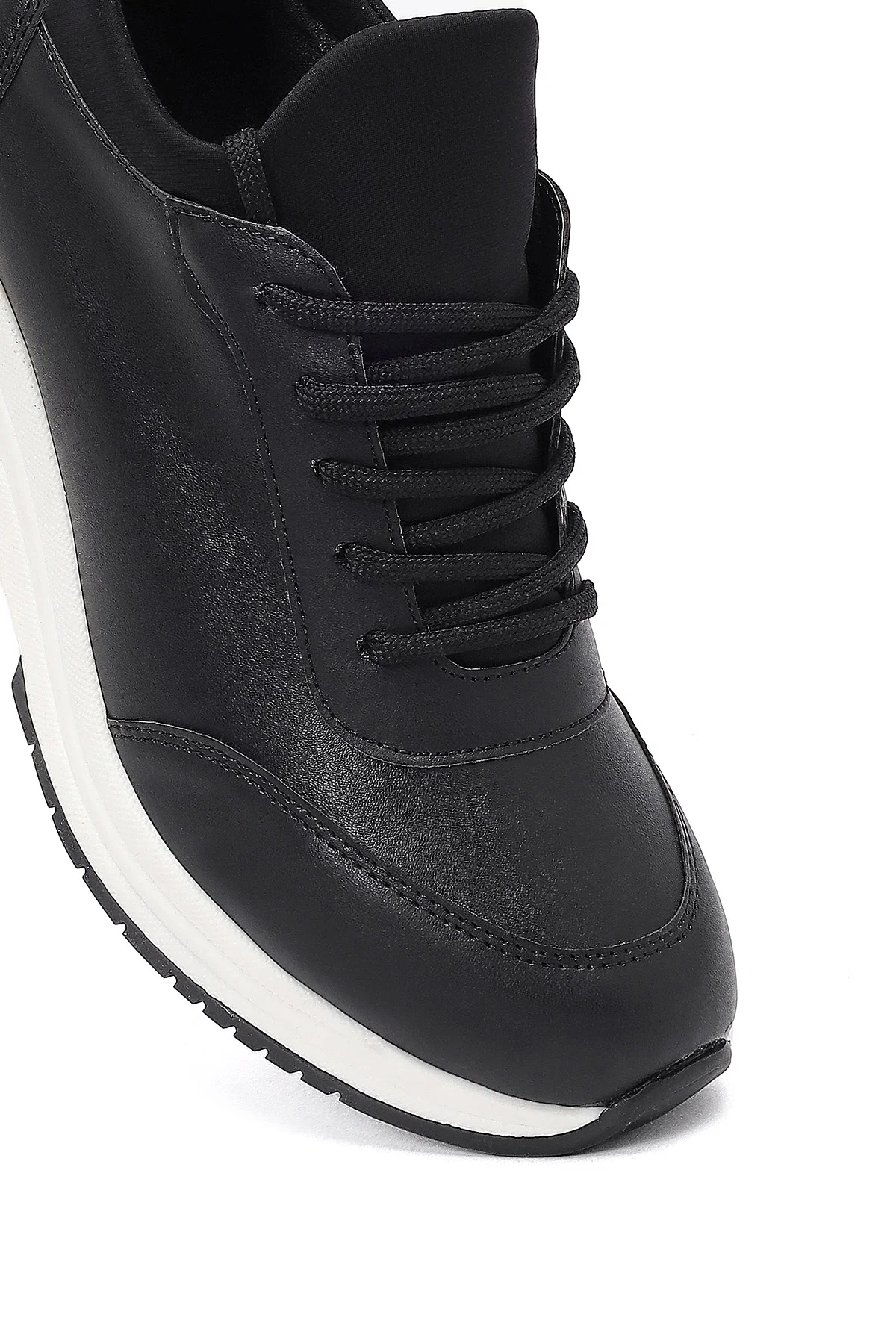 Kadın Siyah Bağcıklı Dolgu Topuklu Sneaker - Image 8