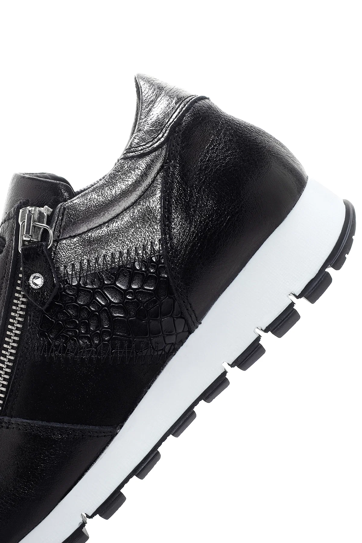 Kadın Siyah Bağcıklı Fermuar Detaylı Deri Sneaker - Image 8