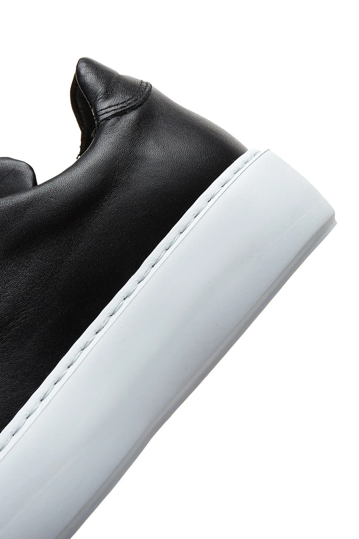 Kadın Siyah Bağcıklı Kalın Tabanlı Deri Sneaker - Image 8