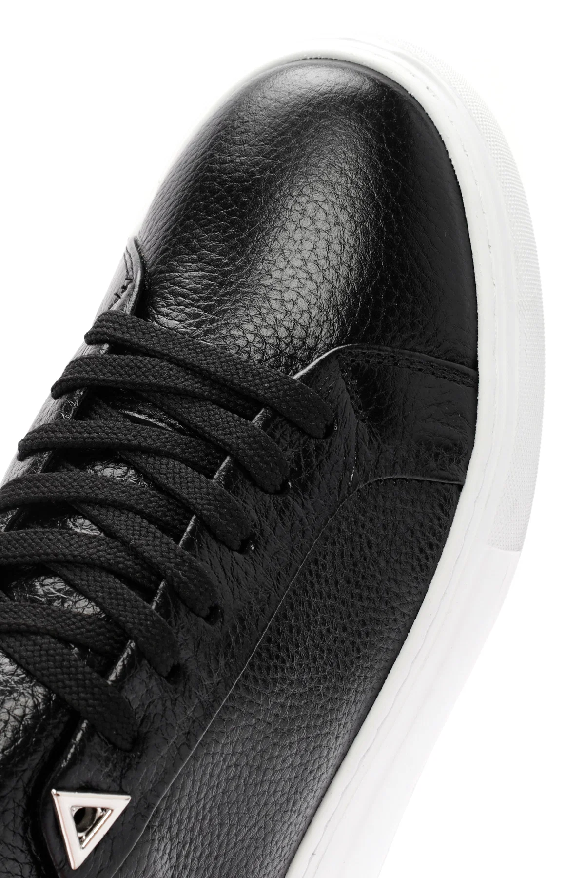Kadın Siyah Bağcıklı Kalın Tabanlı Deri Sneaker - Image 10