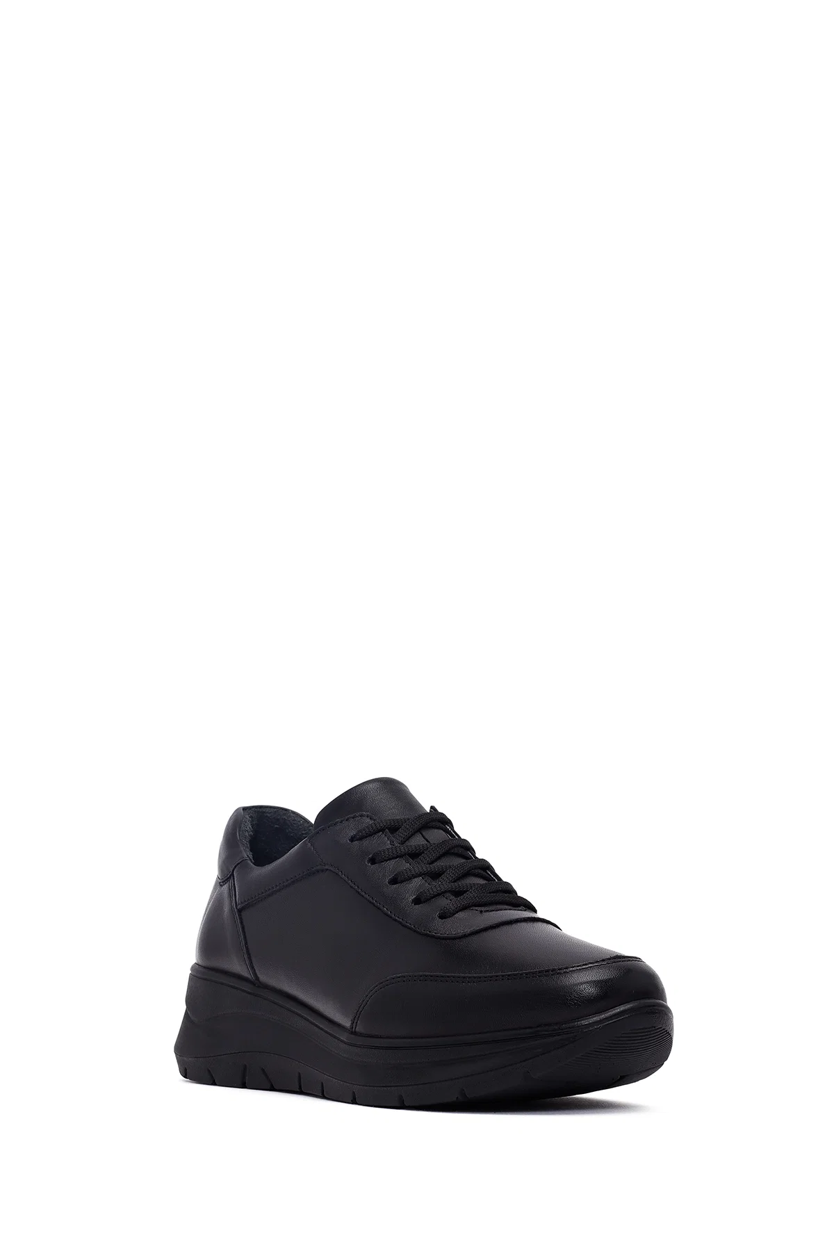 Kadın Siyah Bağcıklı Kalın Tabanlı Deri Sneaker - Image 6