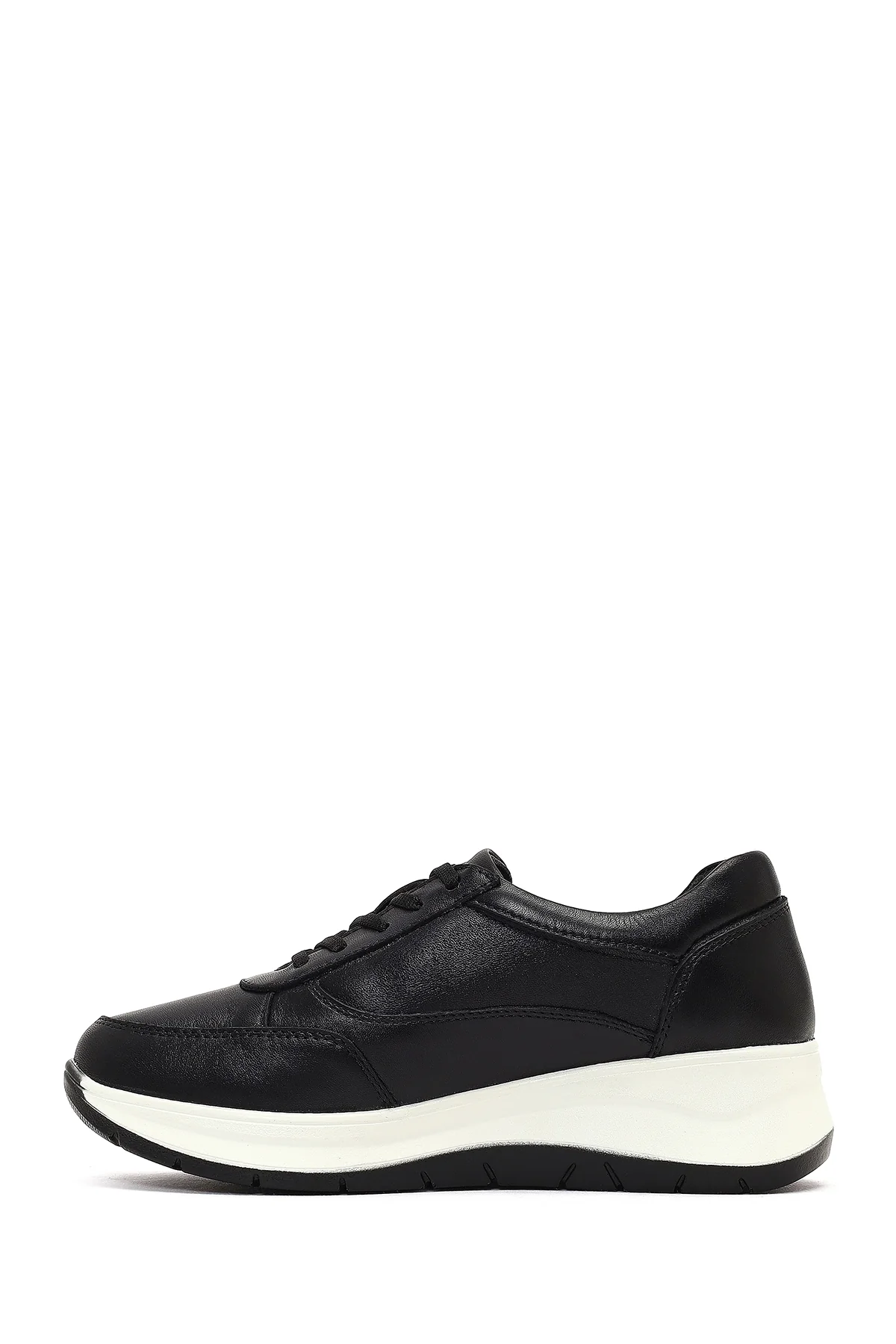 Kadın Siyah Bağcıklı Kalın Tabanlı Deri Sneaker - Image 2