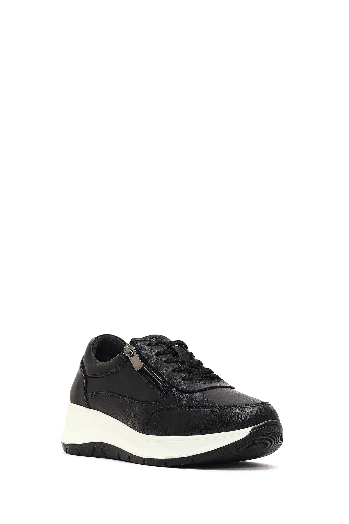 Kadın Siyah Bağcıklı Kalın Tabanlı Deri Sneaker - Image 6